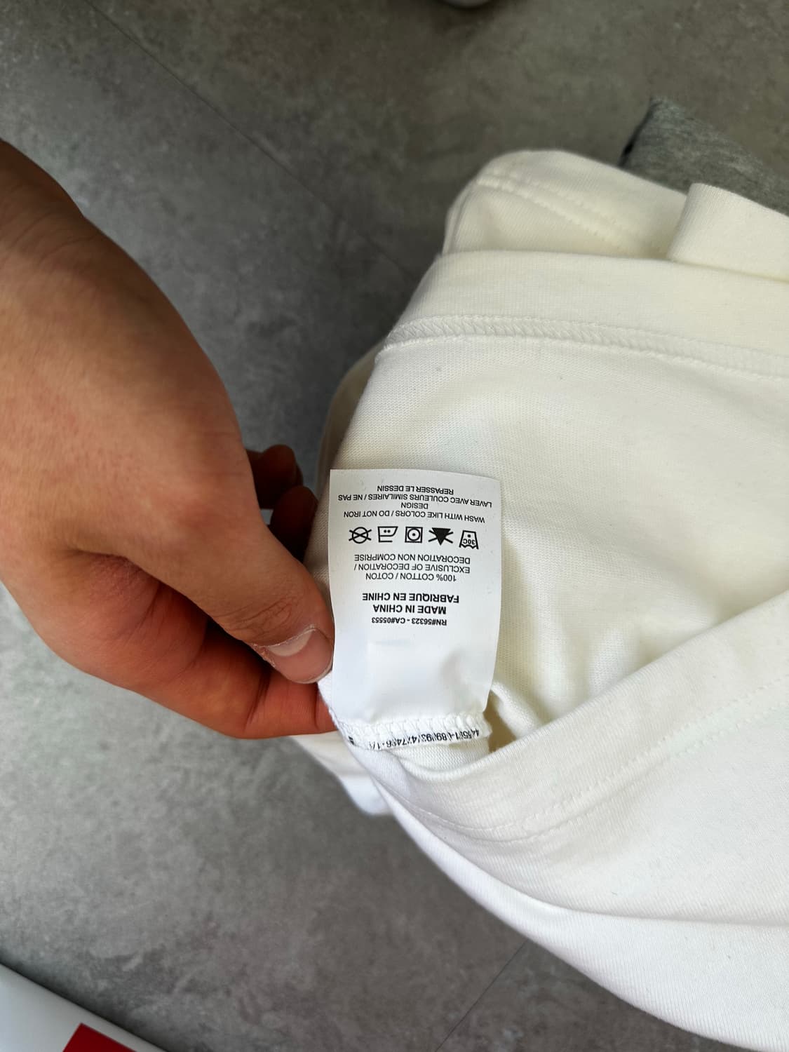 나이키 조던 오프화이트 콜라보 반팔 상품이미지4