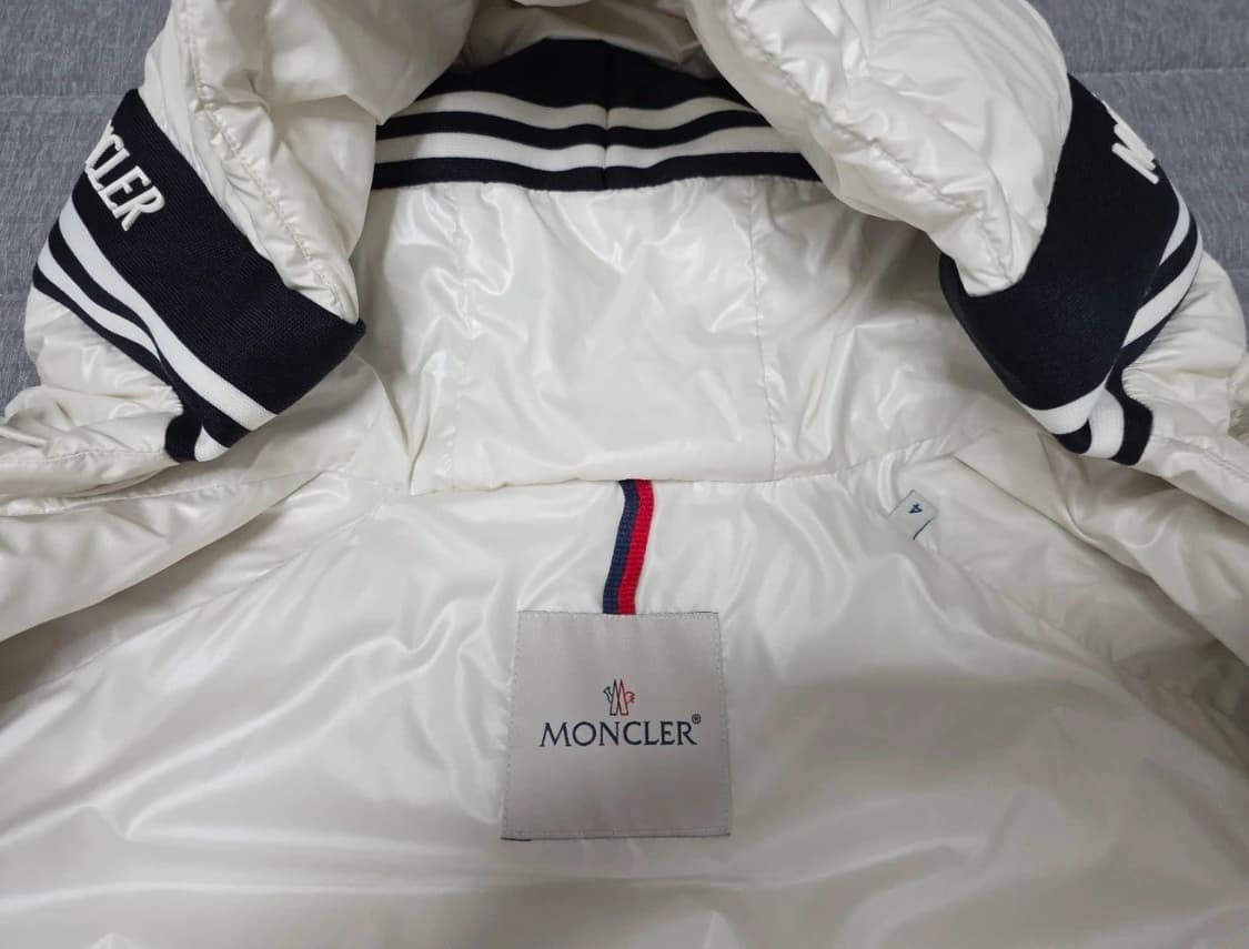 몽클레어 패딩 후드 Cornour 상품이미지3