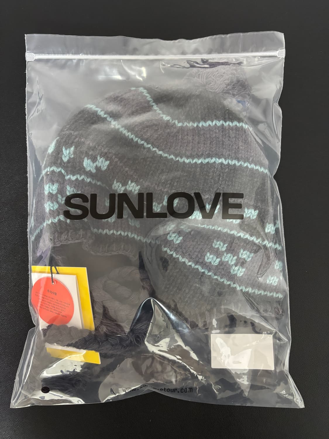 썬러브 Tassel Beanie Brown 테슬 비니 상품이미지2