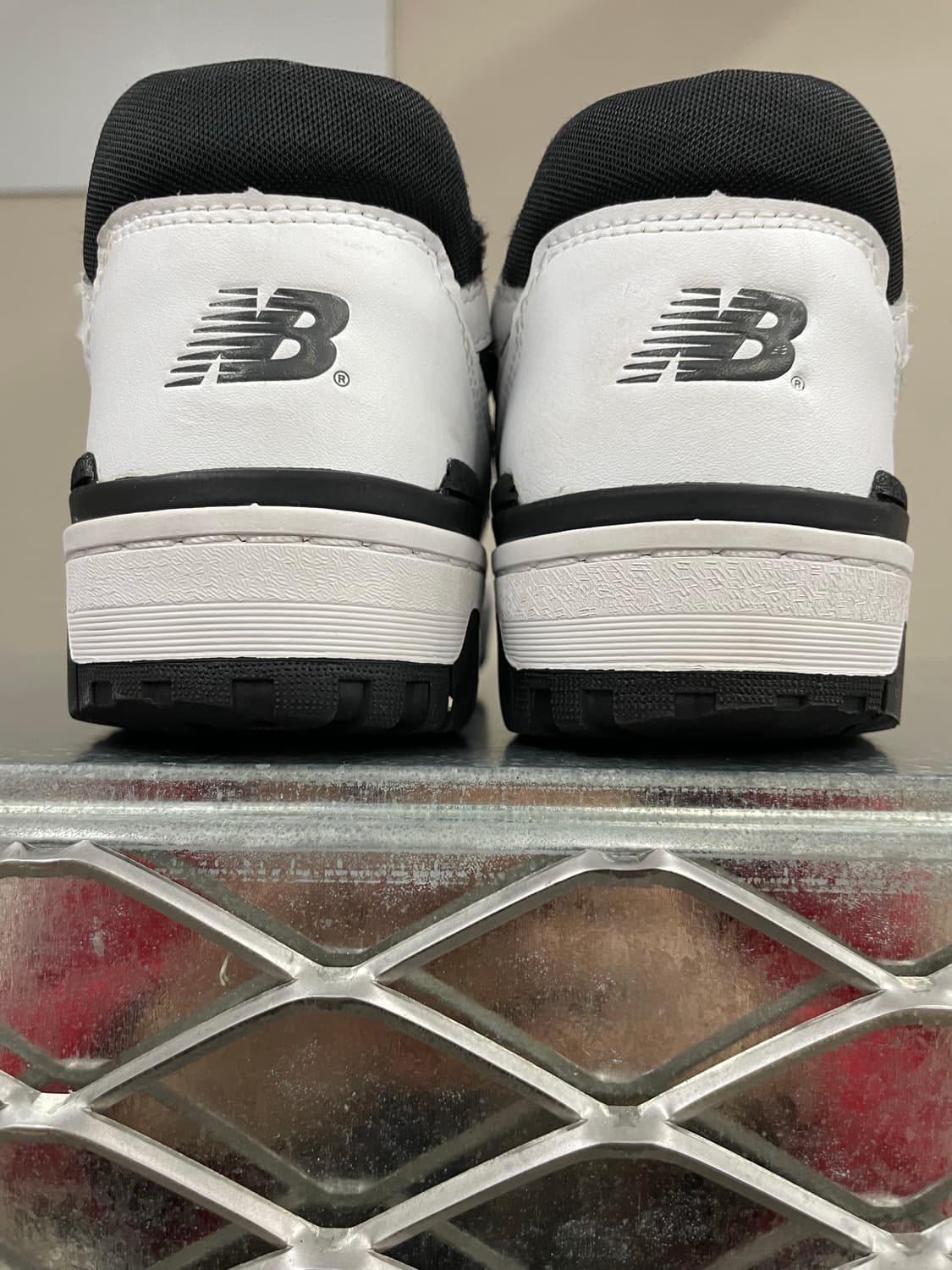 뉴발란스 550 화이트 블랙 260 (gr-4124) 상품이미지10