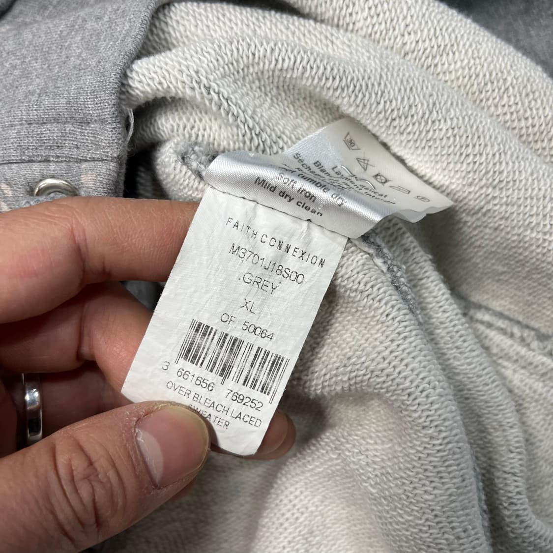 페이스커넥션 맨투맨 상품이미지6