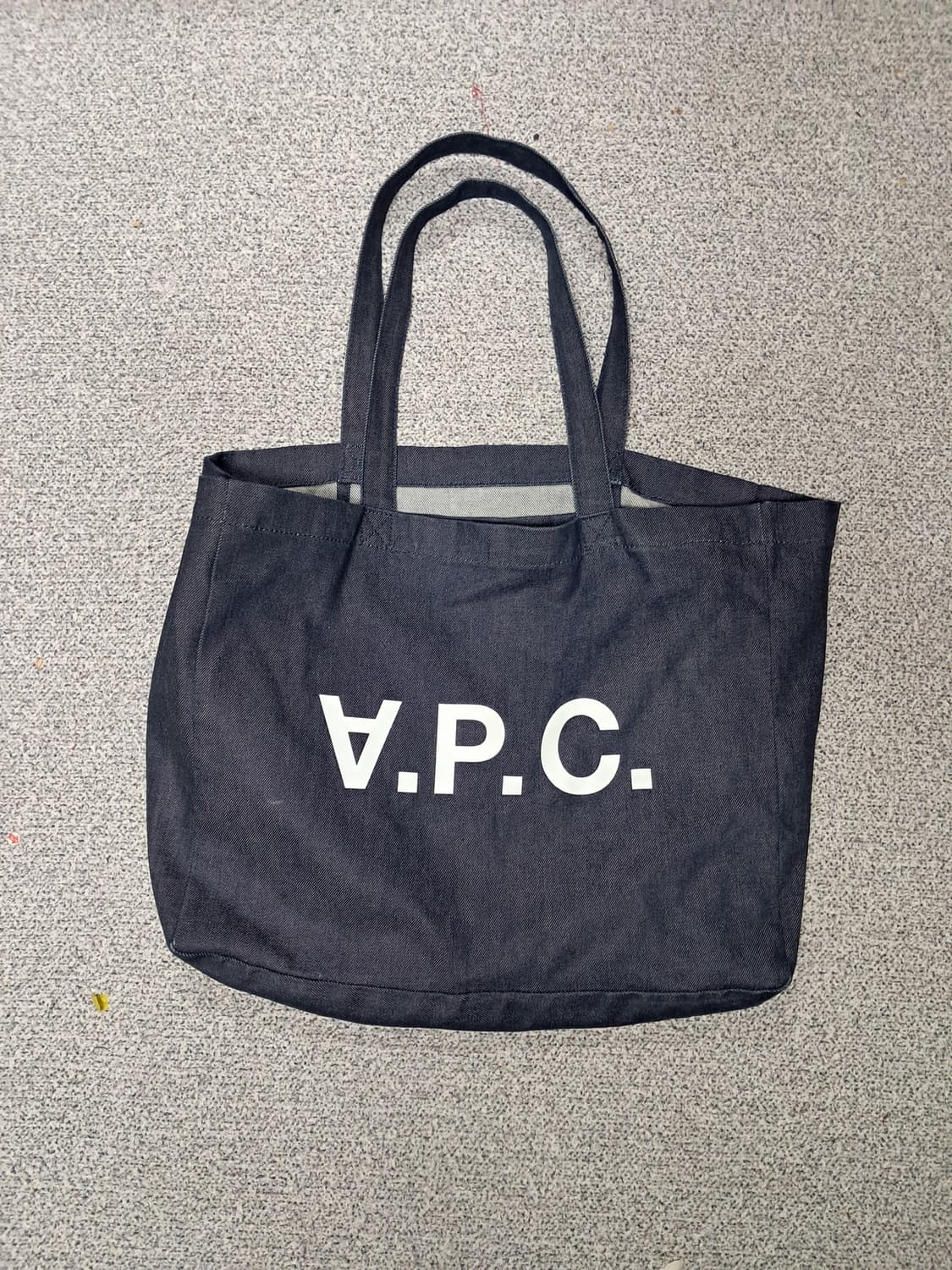 A.P.C. 데님 토트백 상품이미지1