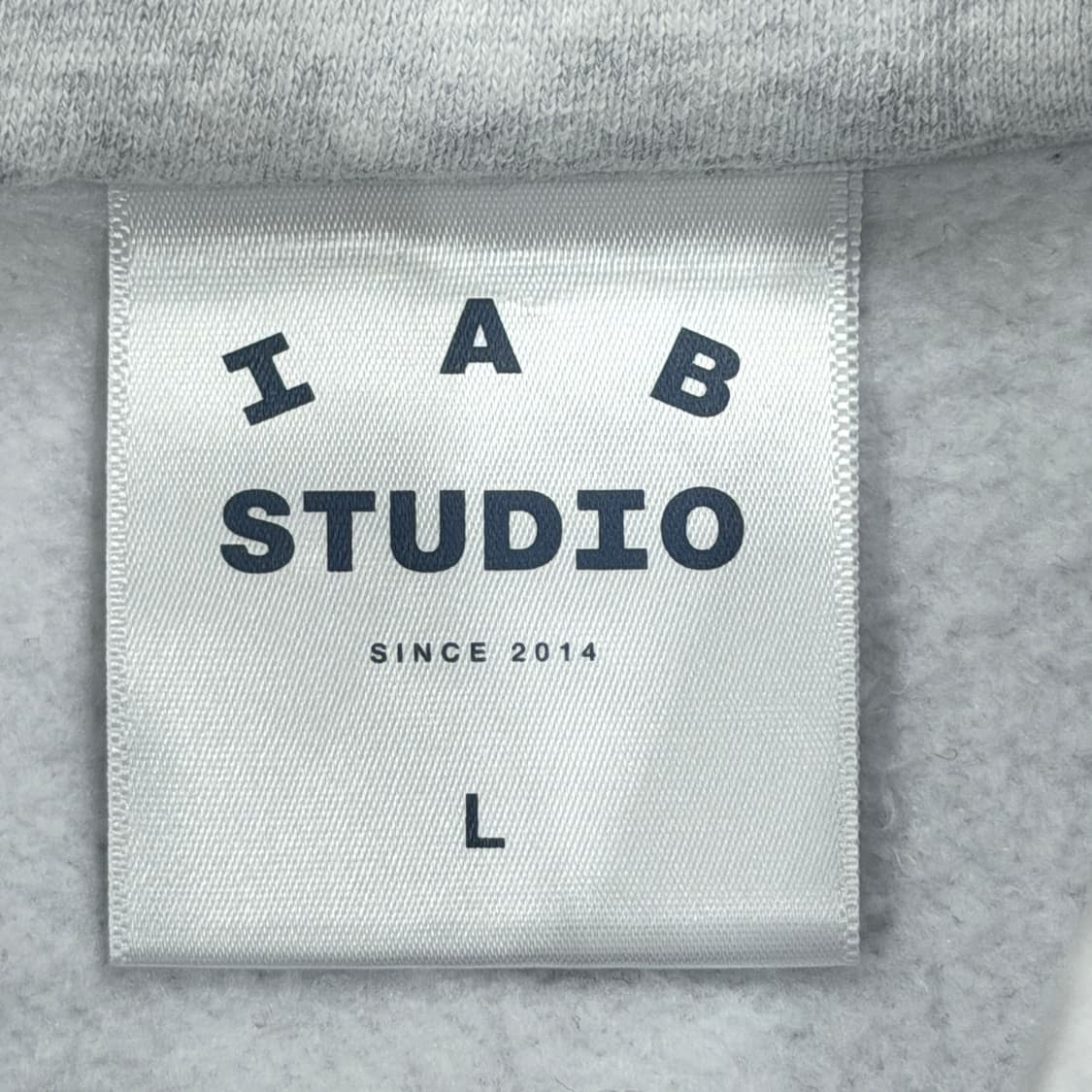 아이앱스튜디오 하프집업 풀오버 기모 맨투맨 라이트 그레이 L 상품이미지3