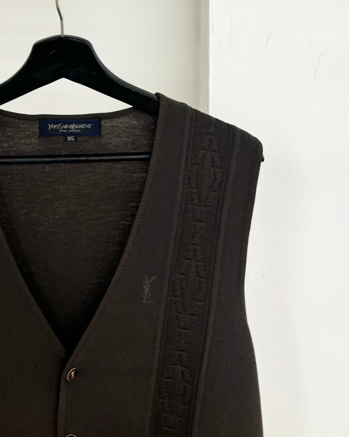 입생로랑 뿌르 옴므 브라운 니트 베스트 상품이미지4