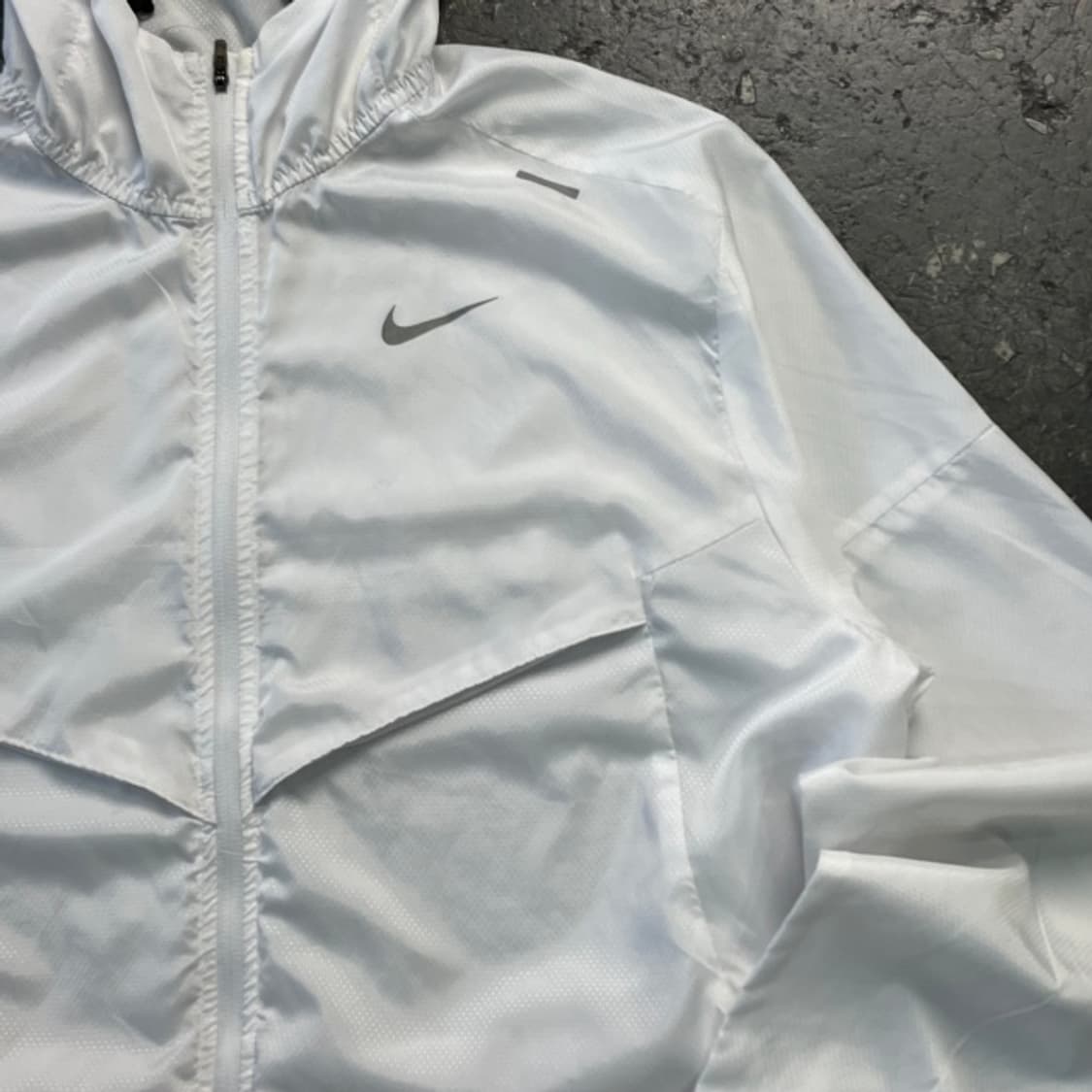 105 나이키 러닝 바람막이 상품이미지2