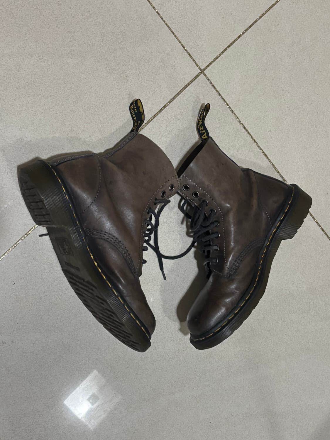 닥터마틴 1460 브라운 8홀 EU41 상품이미지2