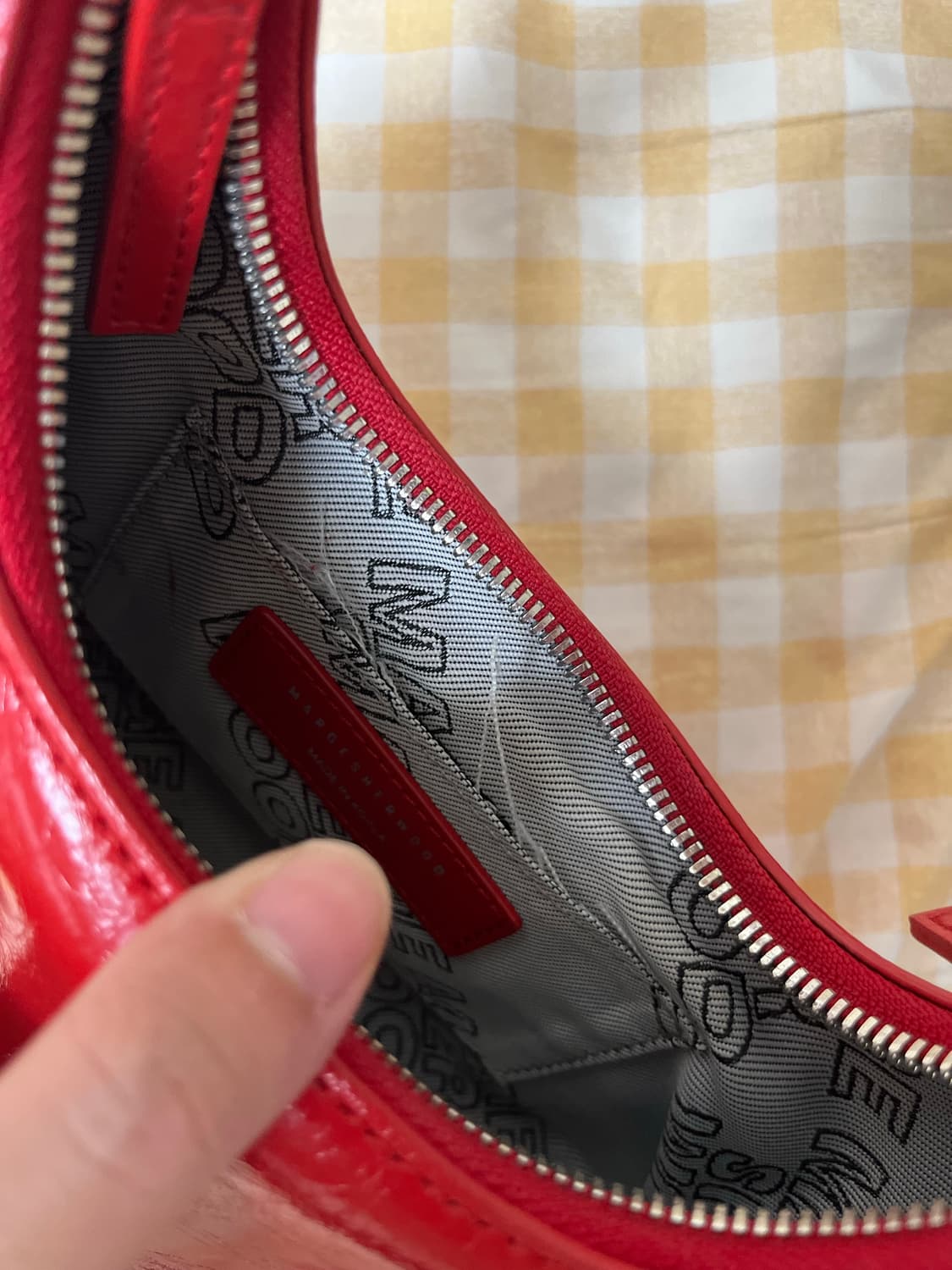 마지셔우드 호보백 레드 상품이미지3