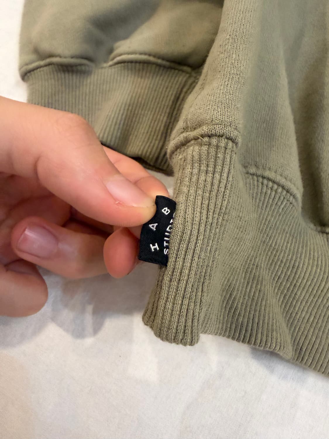 아이앱 스튜디오 후드티 카키 올리브 상품이미지3