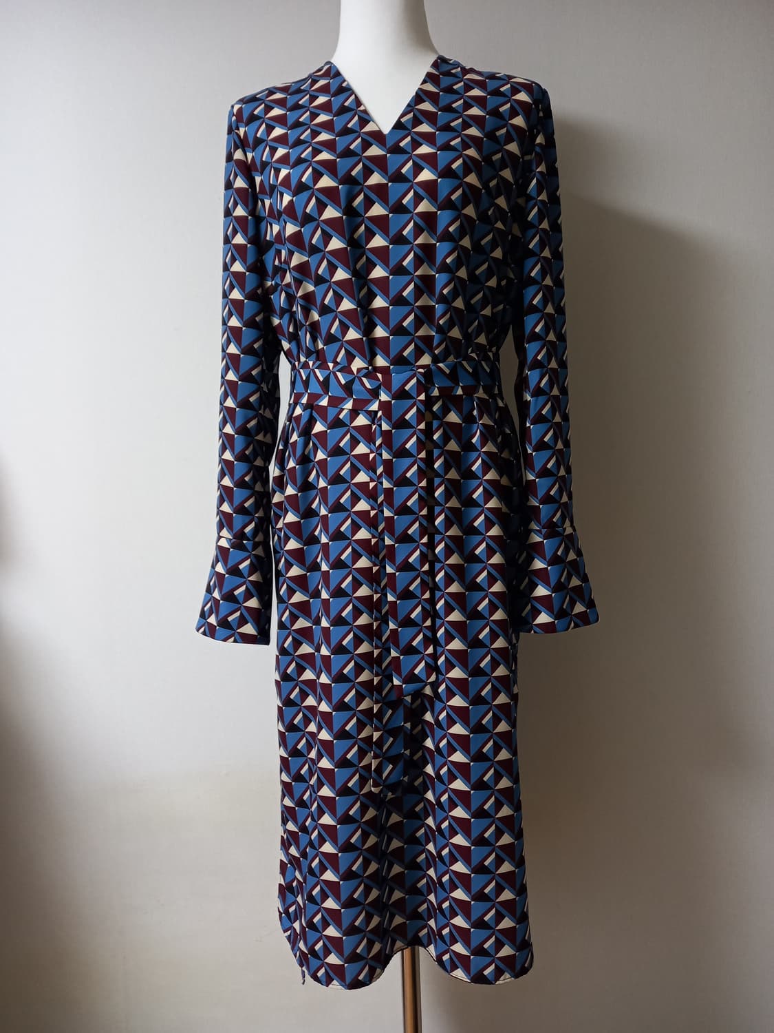 모조에스핀 원피스 상품이미지1