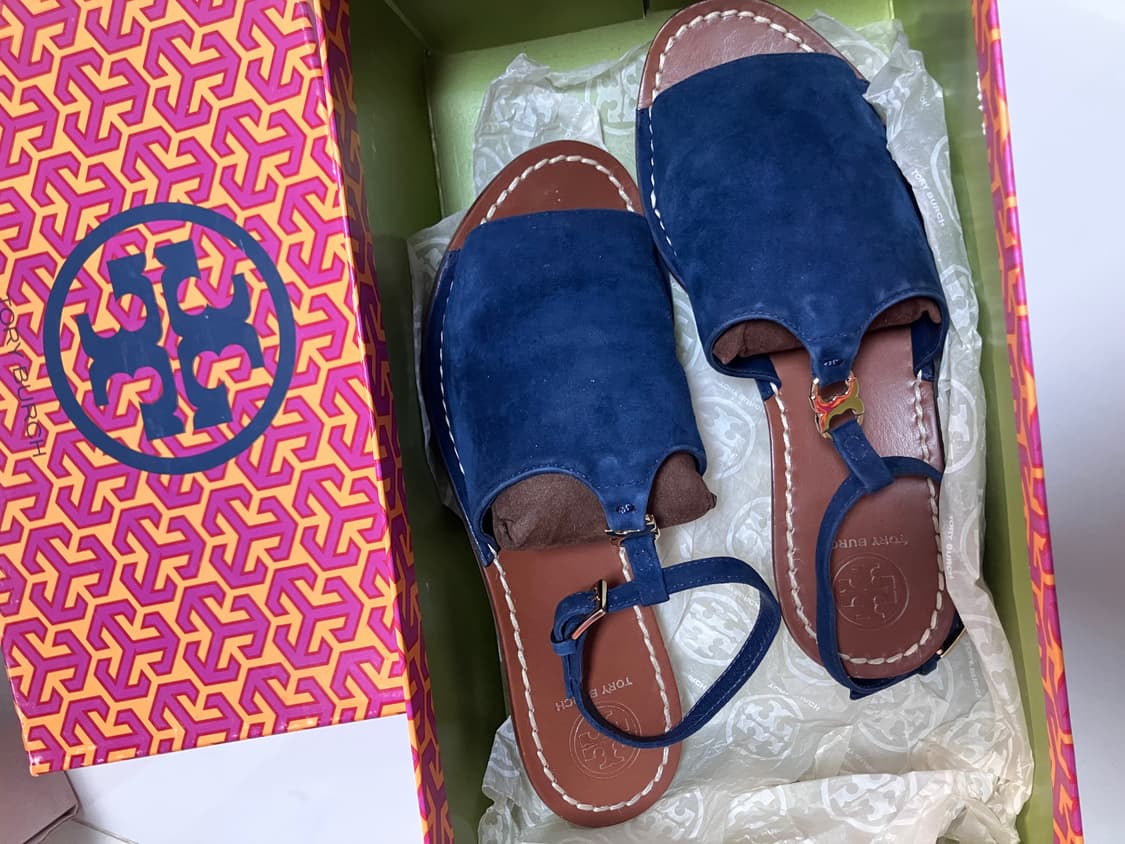 토리버치 스웨이드 네이비 스트랩 샌들 6사이즈 상품이미지1