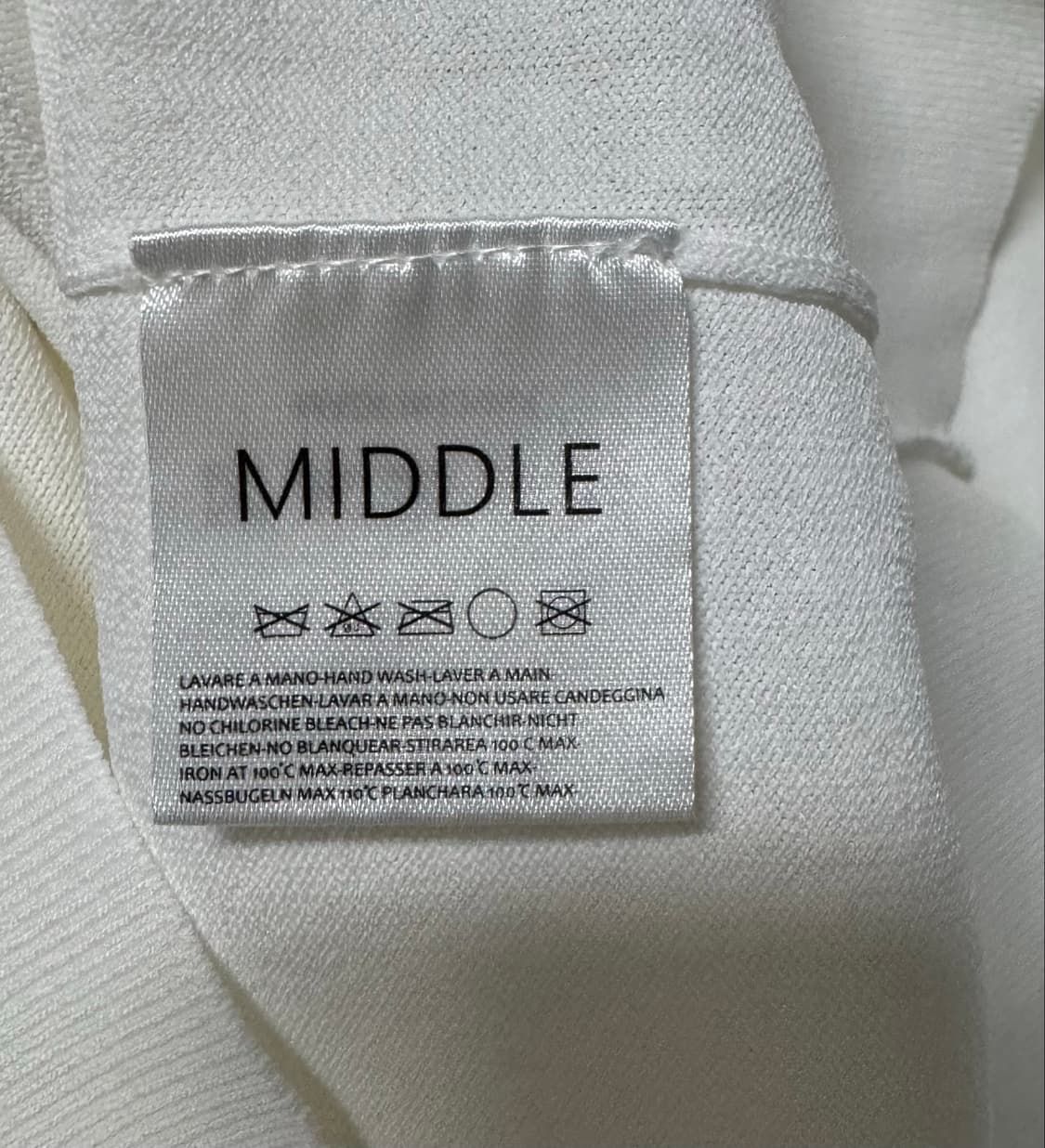 [새상품] MIDDLE 화이트 카라 니트 M 상품이미지9