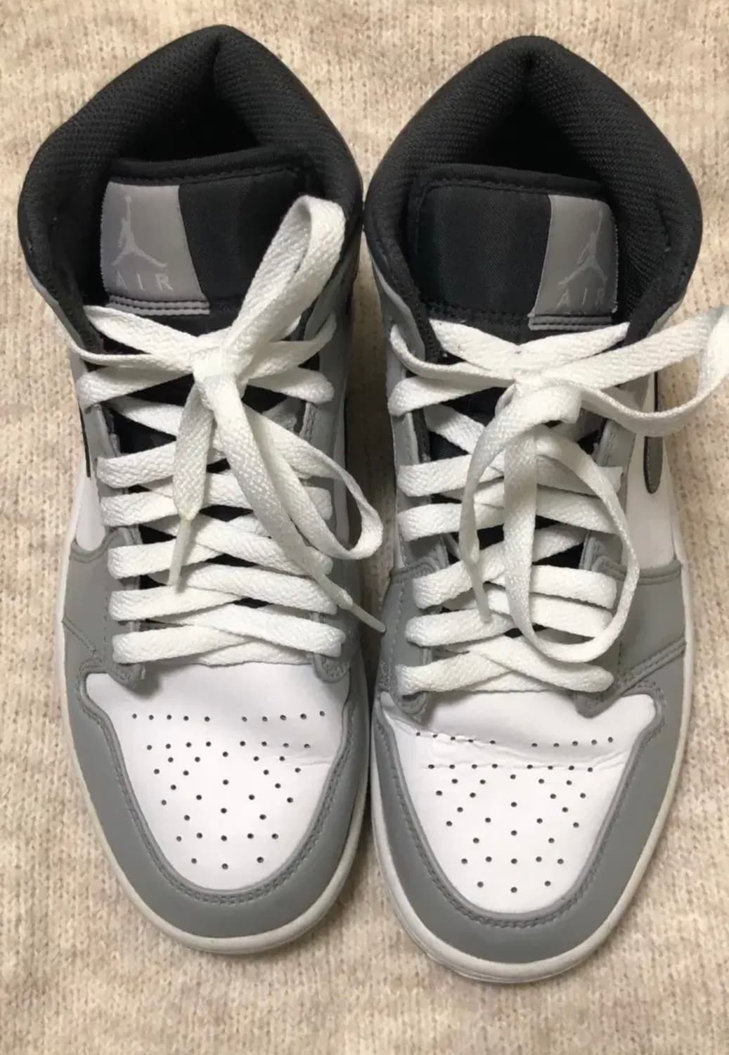 250) 조던1 미드 라이트 스모크 그레이 앤트러사이트 상품이미지2