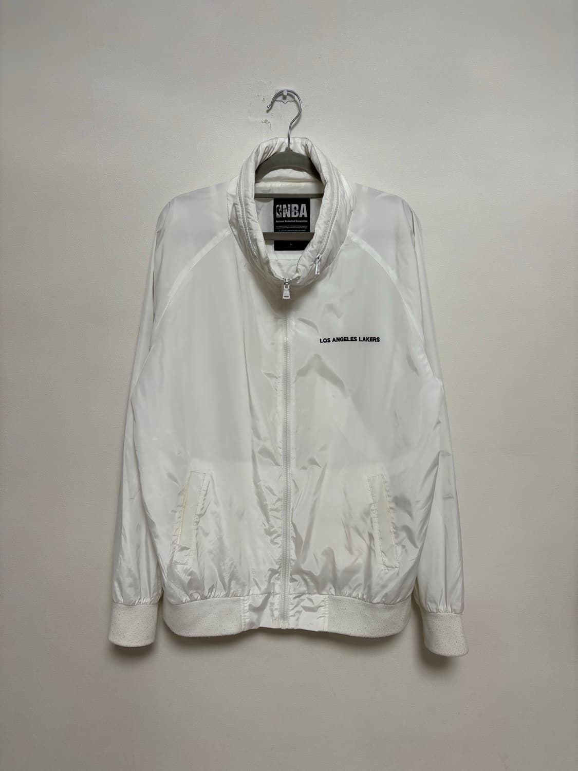 NBA 로스엔젤레스 레이커스 화이트 바람막이 상품이미지2