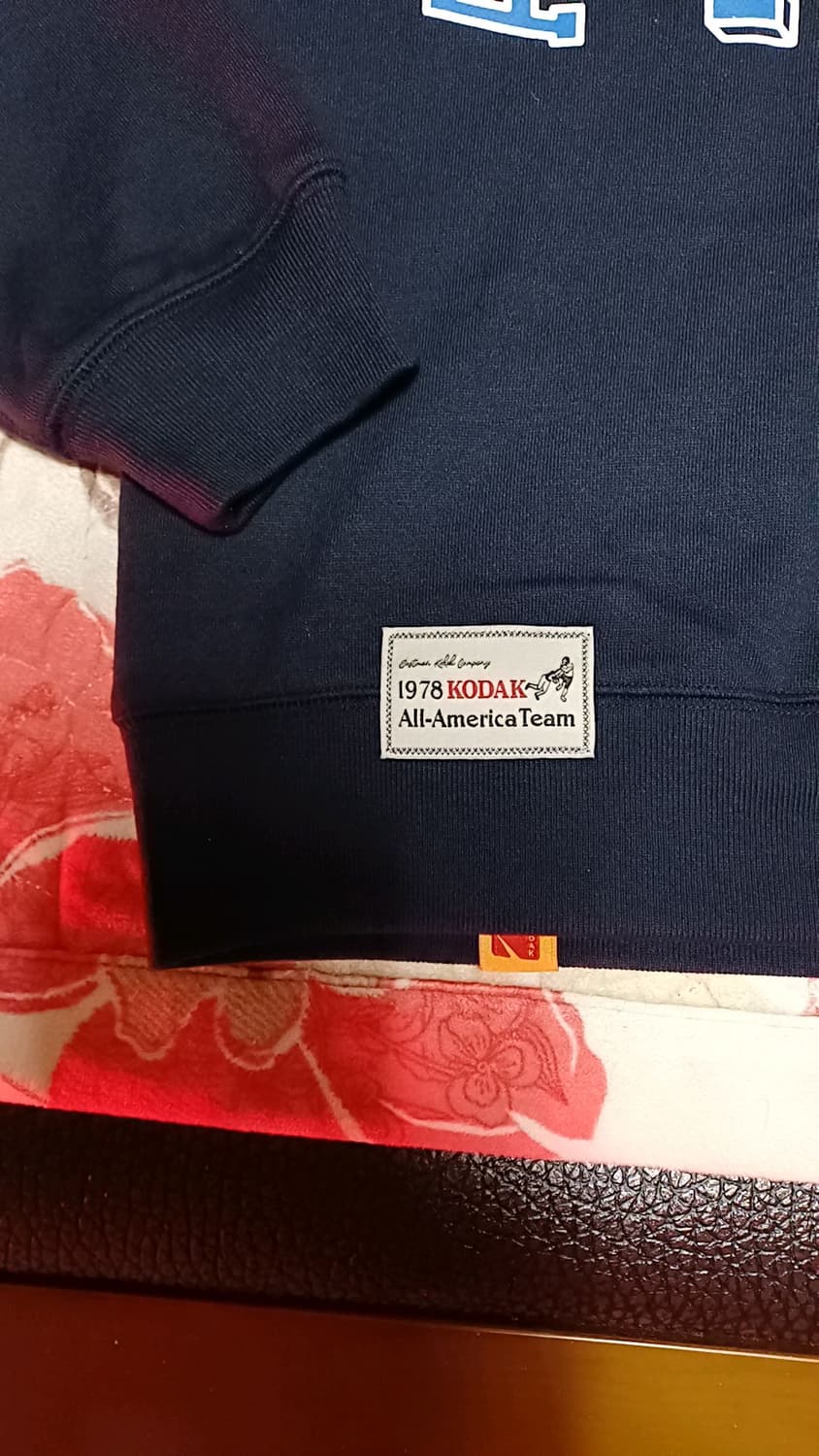 코닥 맨투맨 90 여성55 가슴48 기장58 상품이미지3