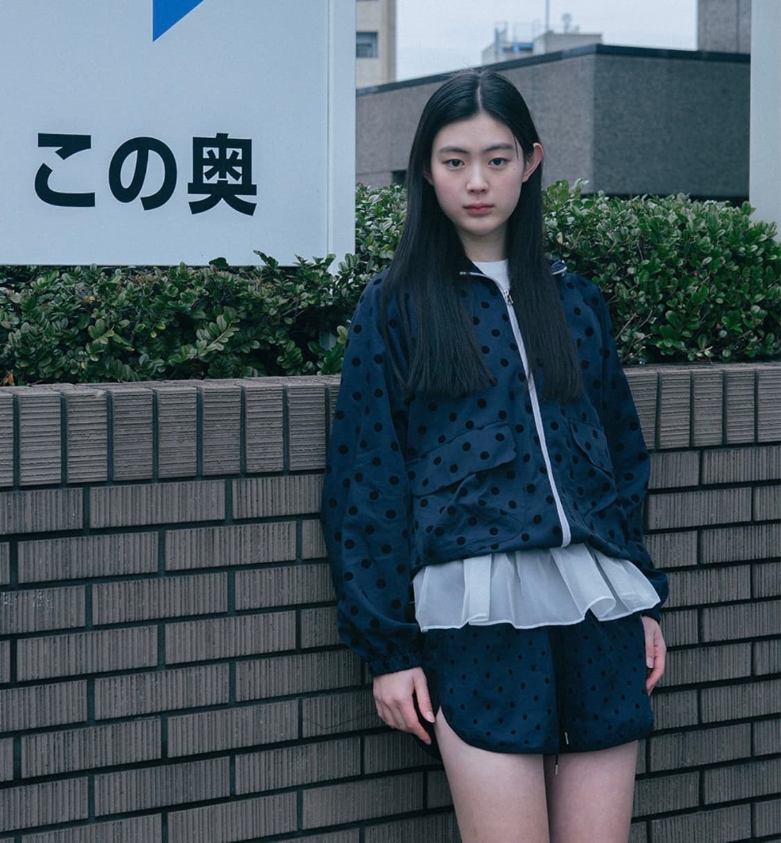 오헤시오 dot frill hooded windbreaker jumper 상품이미지4