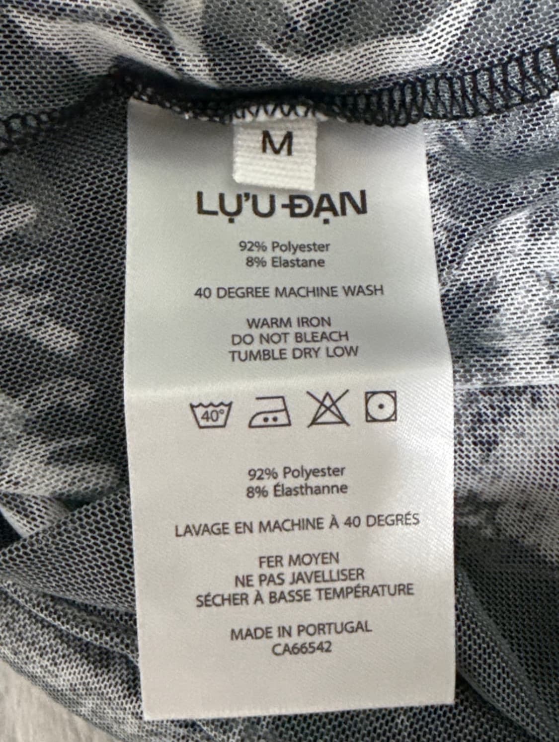 루단 2026 마스크 타투 프린팅 매쉬 롱슬리브 상품이미지9