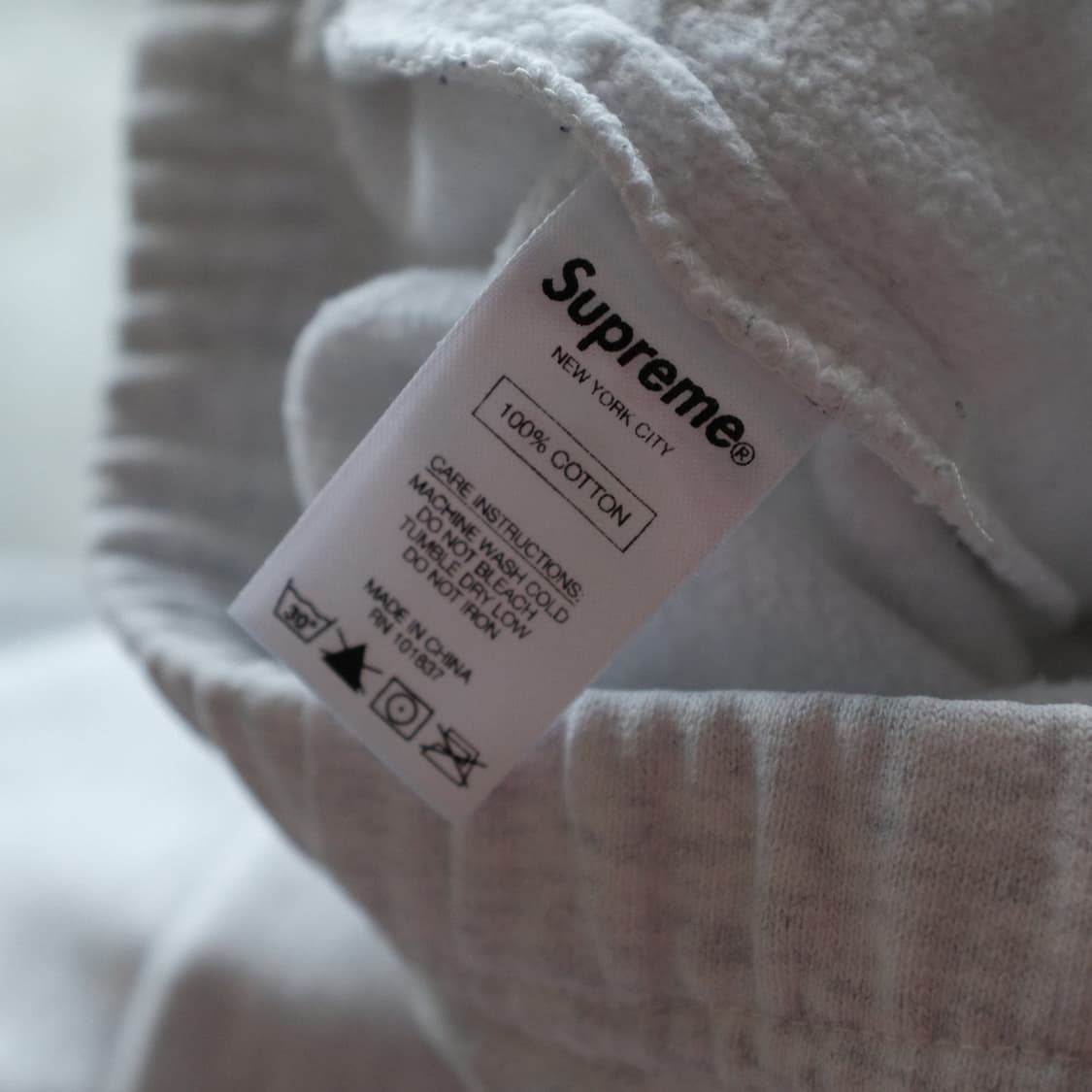 2018FW Supreme Studded Sweat Pants 상품이미지5