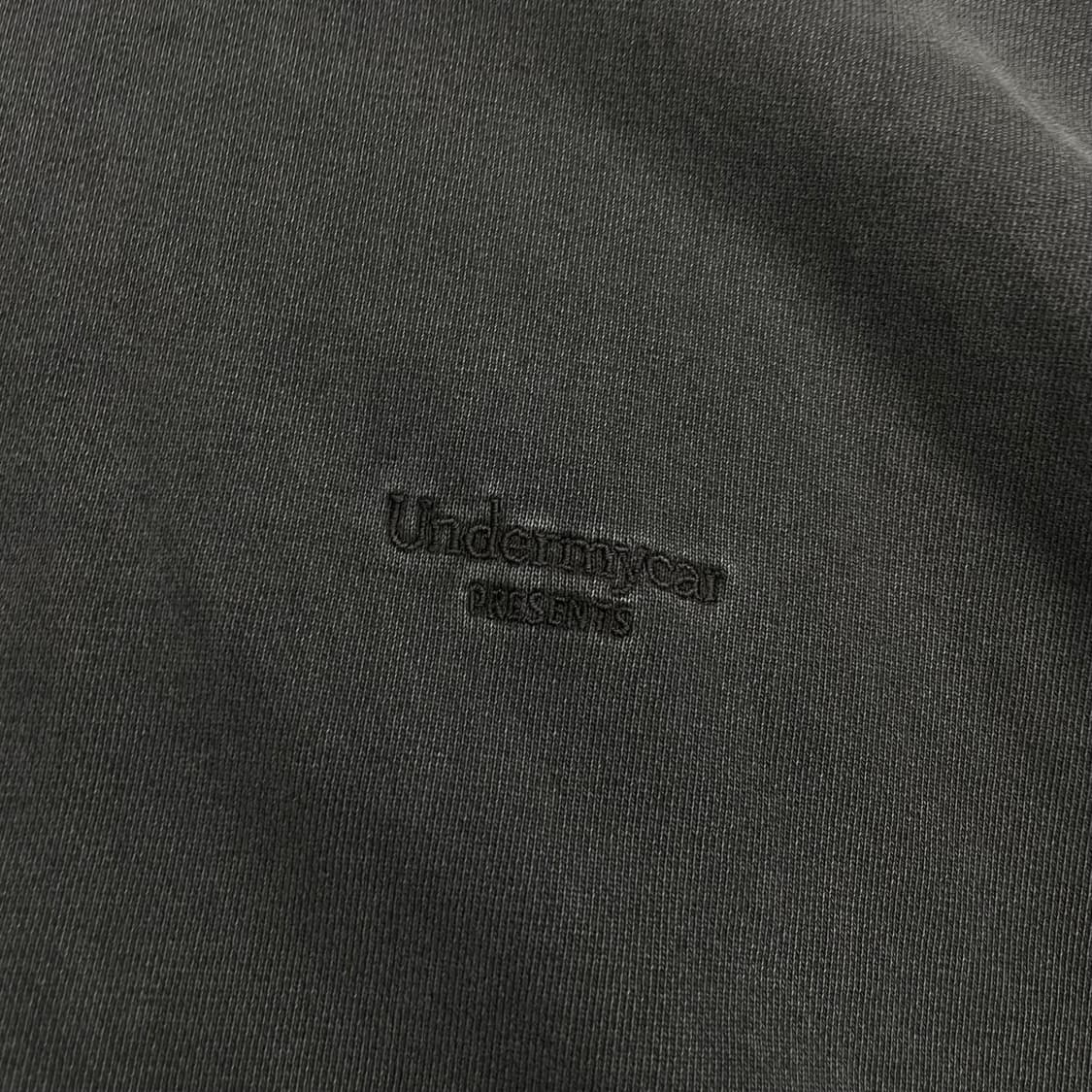 언더마이카 안티 피그먼트 워싱 후드티 상품이미지3