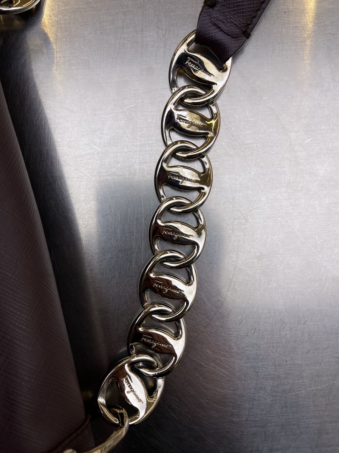 살바토레 페라가모 간치니 체인 백 상품이미지6