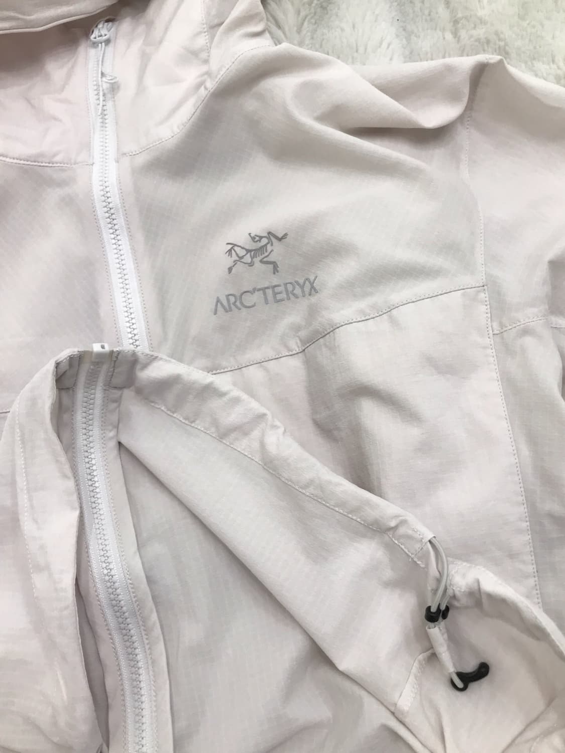 < Arc'teryx Squamish Hoody Arctic Silk > 상품이미지9