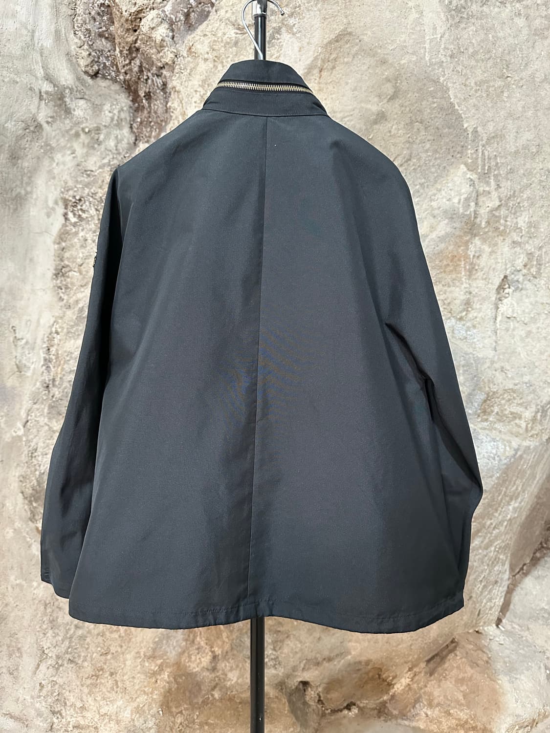 몽클레어 감마루즈 여성 바람막이 상품이미지2