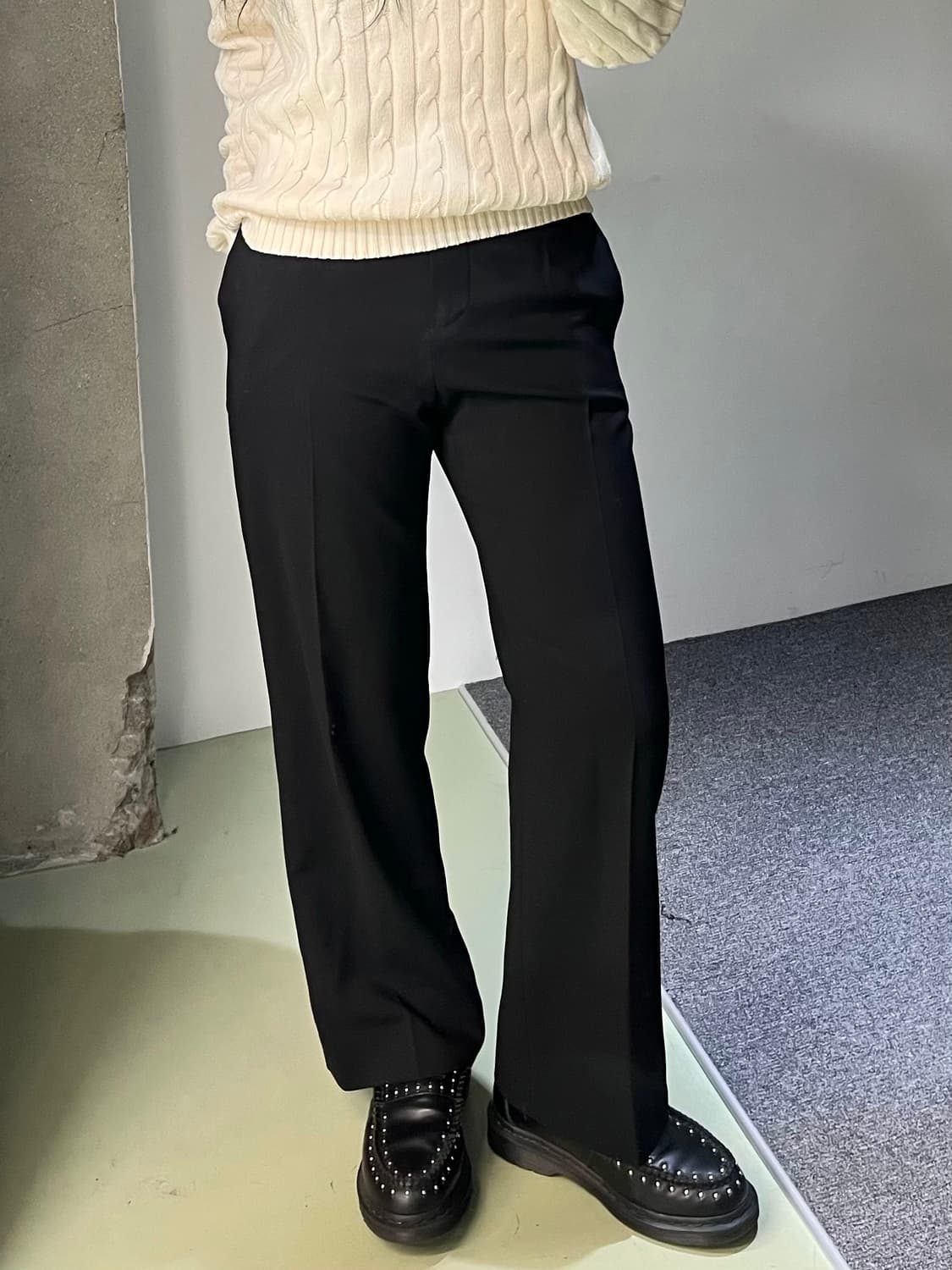 로에베 핀 턱 와이드 슬랙스 상품이미지1