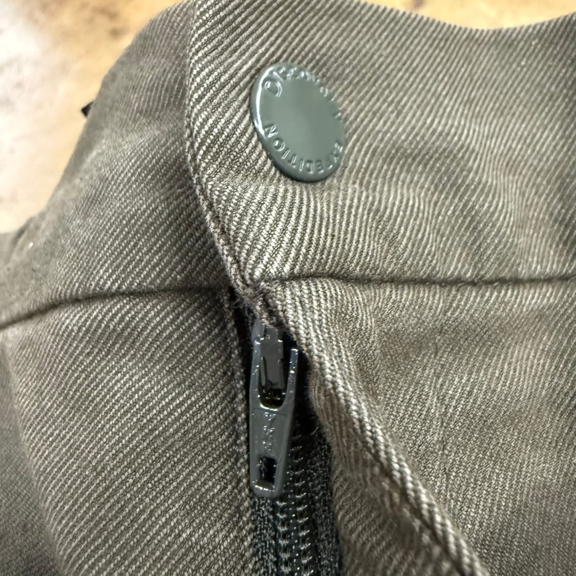 [정품/34] 디스커버리 카키색 면바지 카고바지 스타일 b16 상품이미지4