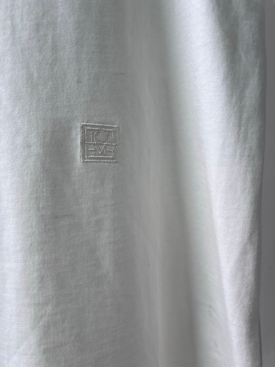 (새상품) toteme 토템 여성 반팔 티셔츠 상품이미지5