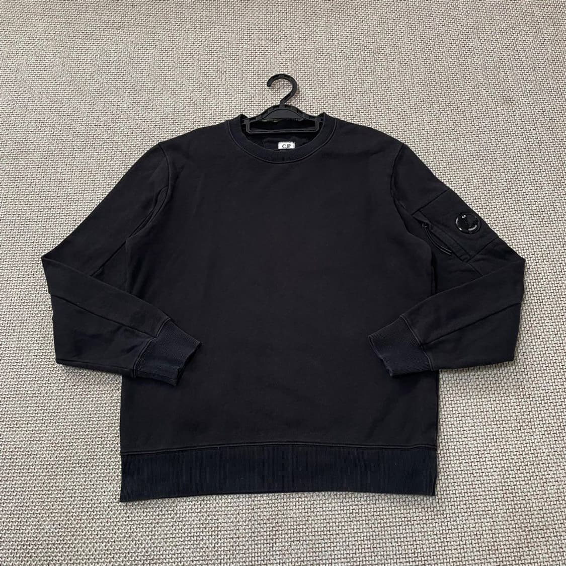 CP컴퍼니  라운드 맨투맨 6446 상품이미지1