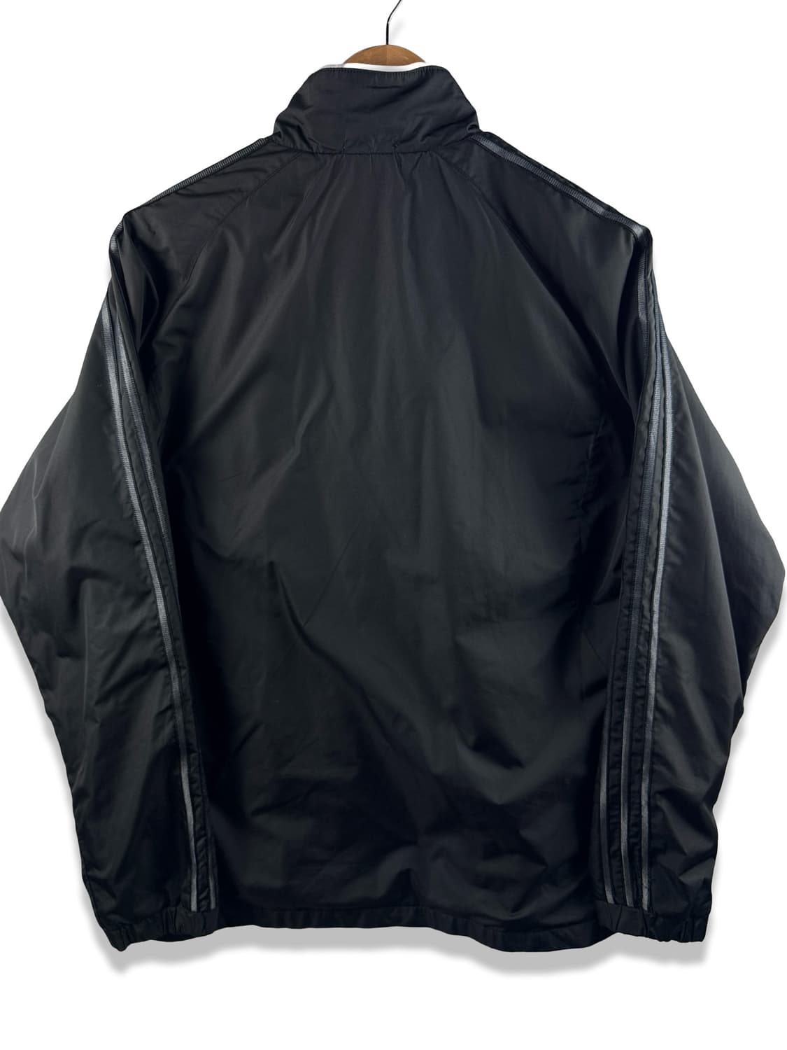 아디다스 블랙 삼선 바람막이2441 상품이미지2