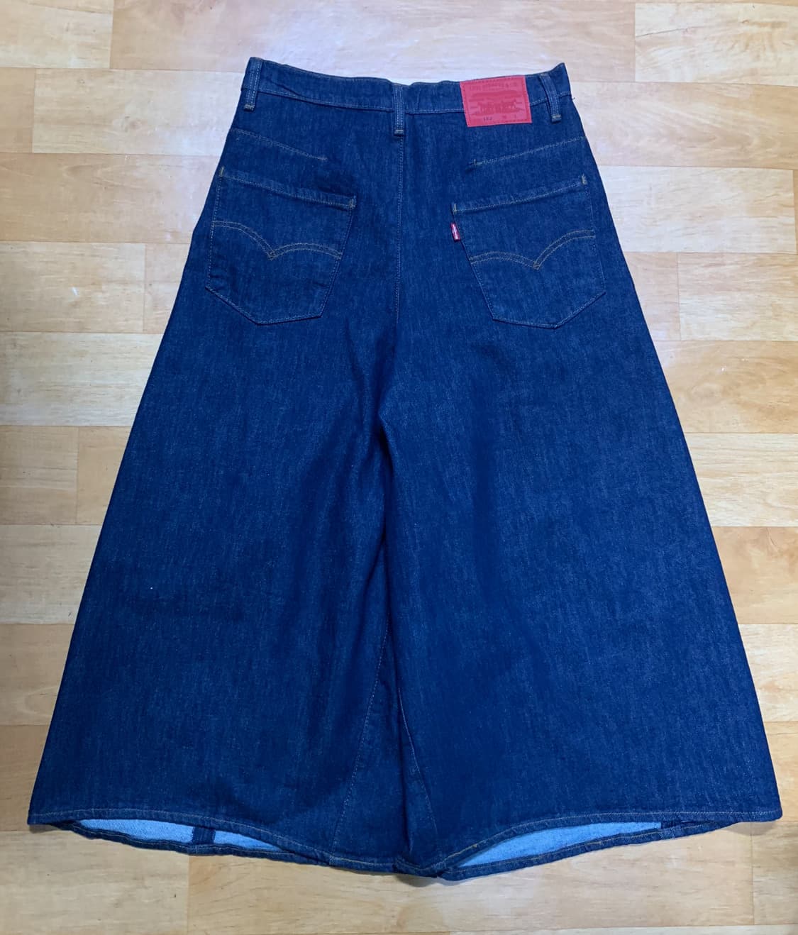 LEVIS 리바이스 엔지니어드 진 와이드 크롭 데님팬츠(26 사이즈) 상품이미지9