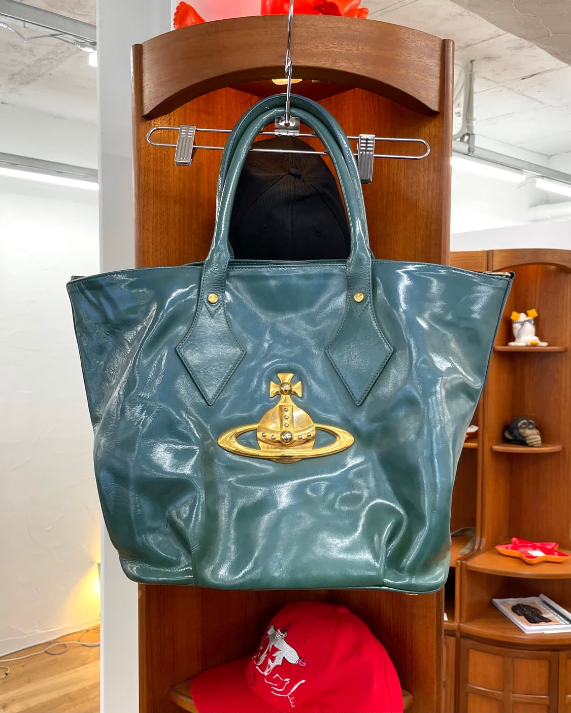 비비안웨스트우드 애나멜 백 상품이미지1