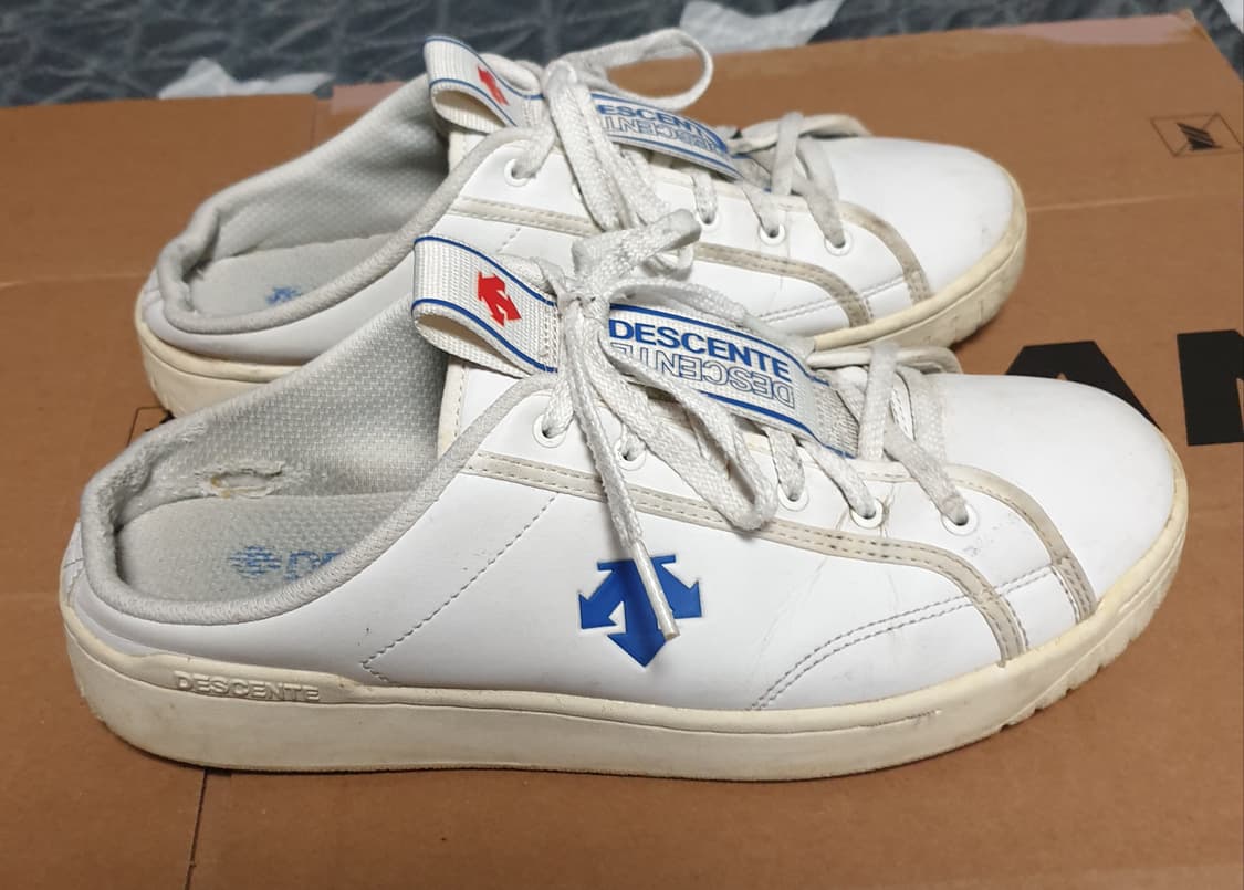 데상트 스탬핑 트위즈 뮬 스니커즈 (270) 상품이미지2