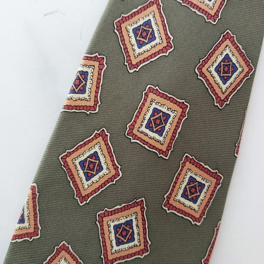 피에르 발망 실크 그린 패턴 넥타이 9.7cm A등급 K1671
 상품이미지6