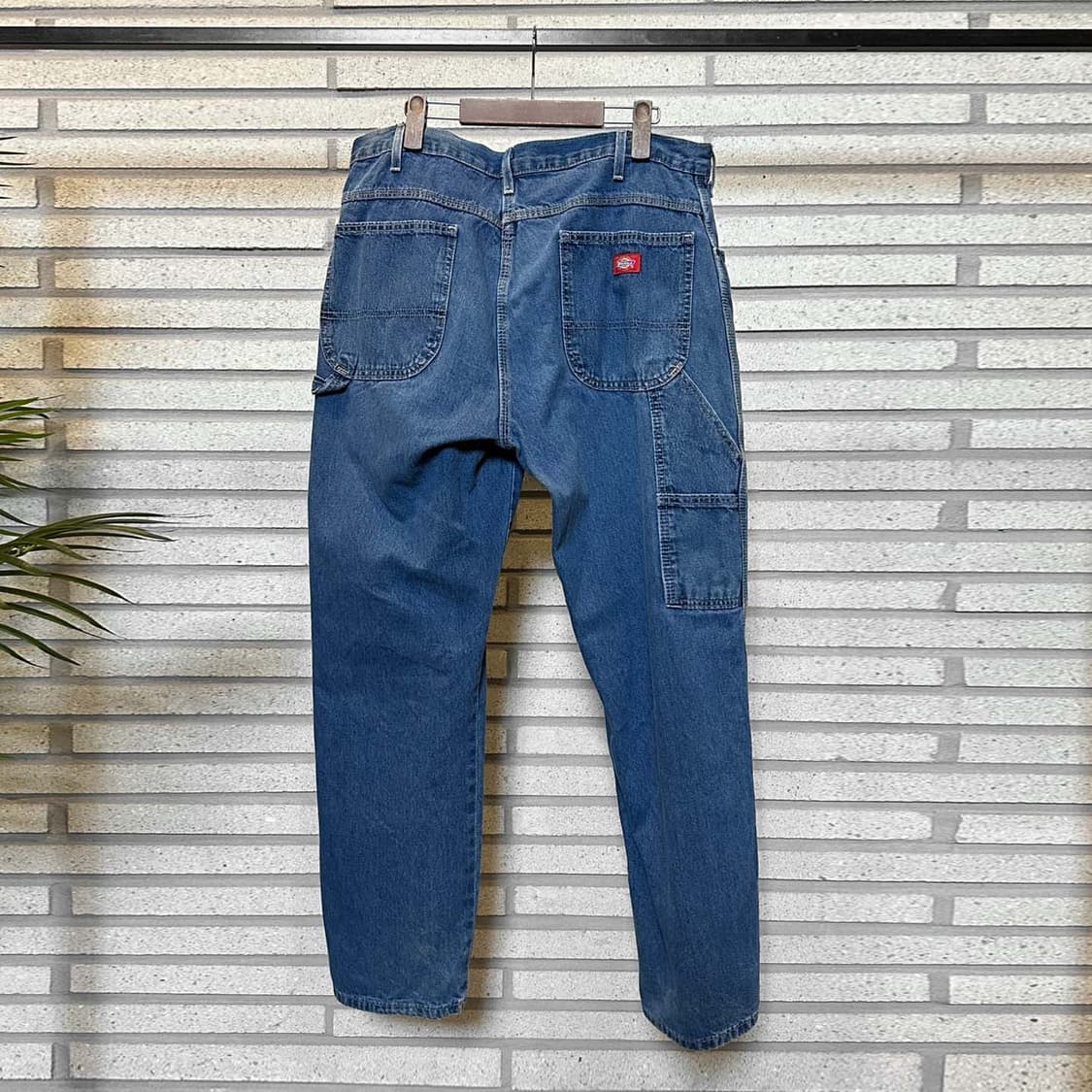 디키즈 워크 카펜터 데님 팬츠 레귤러 핏 디테일 중청 상품이미지3