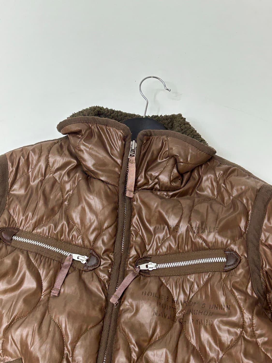 Avirex 아비렉스 브라운 퀄티드 밀리터리 쉐르파 자켓 상품이미지1