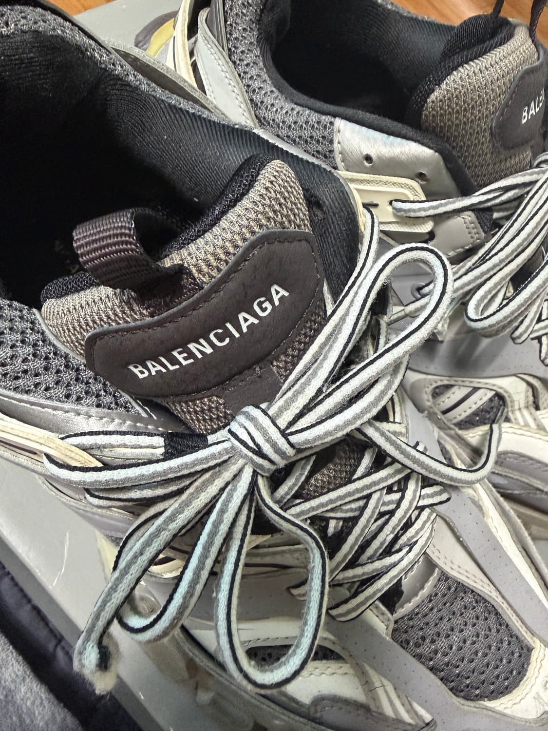 발렌시아가 트랙 그레이 42 상품이미지6