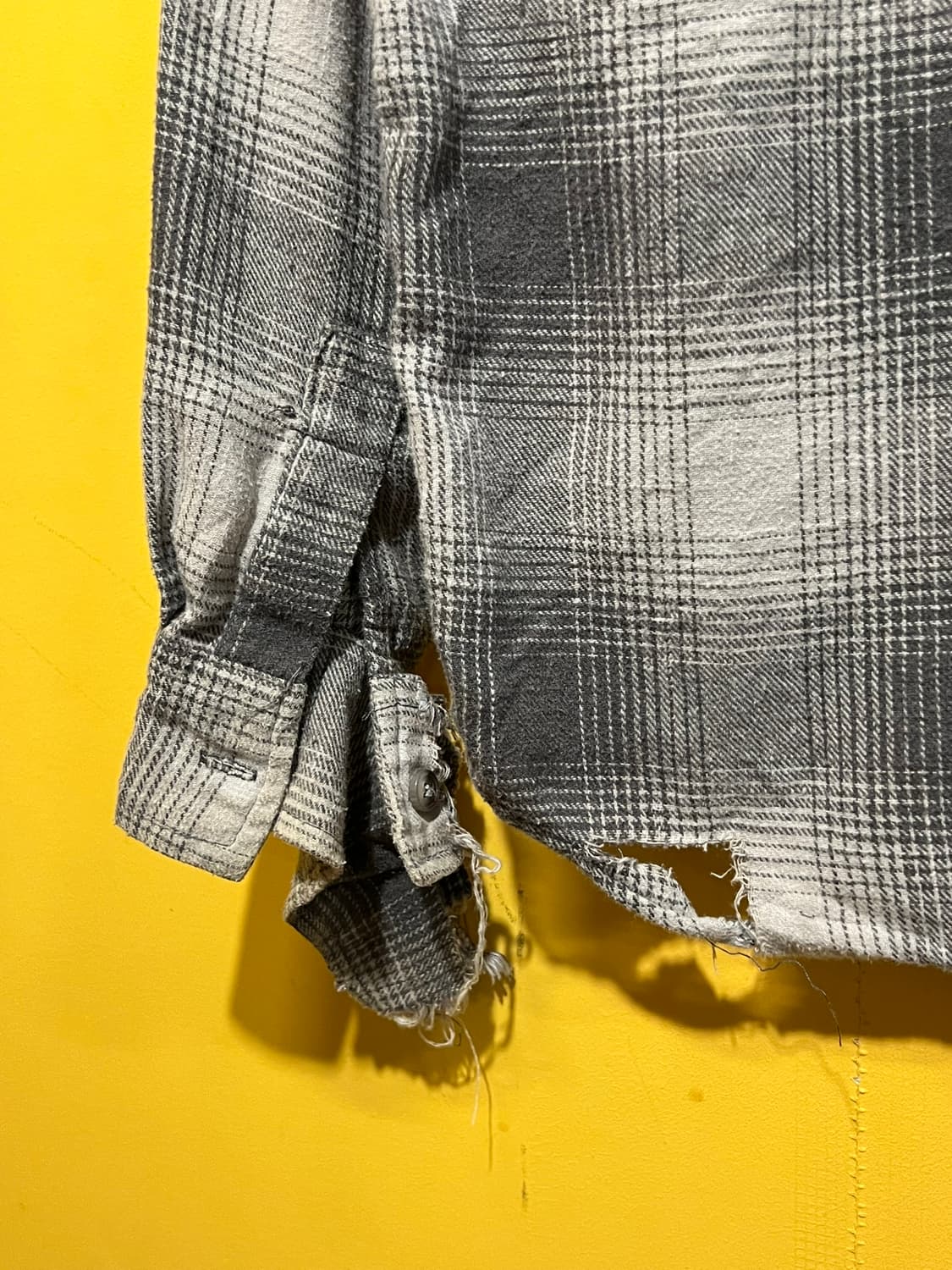 [S] 디스트레스드 데미지 체크 플란넬 셔츠 상품이미지9