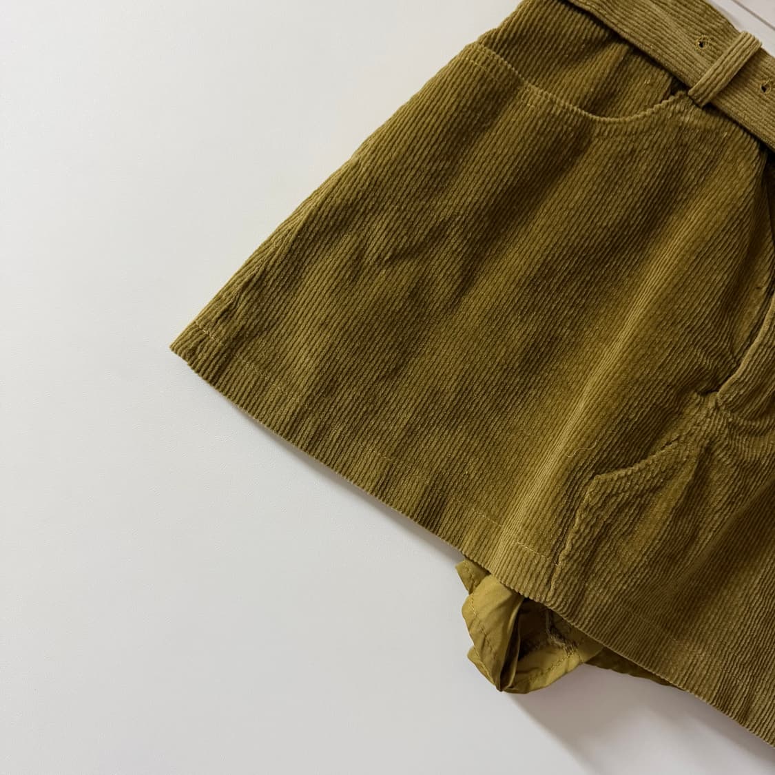 새상품 여자 코듀로이 벨트 스커트 M 상품이미지2