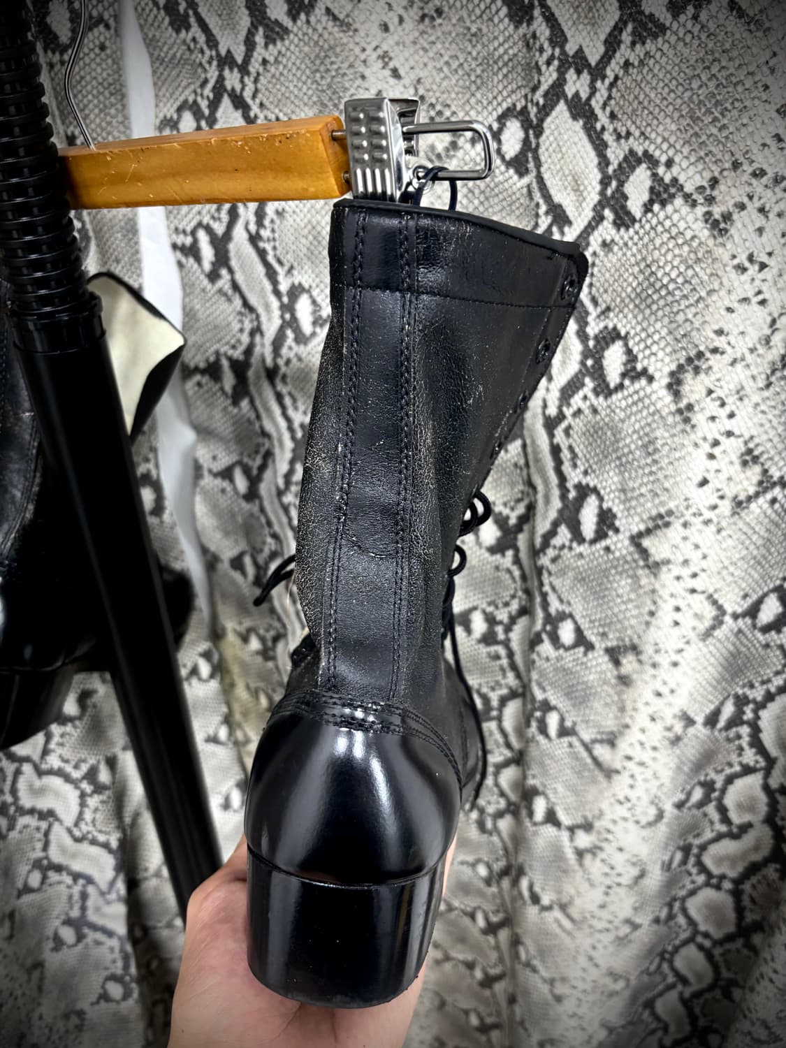 VKEI Chic Glossy High Zip Detail Boots 상품이미지10