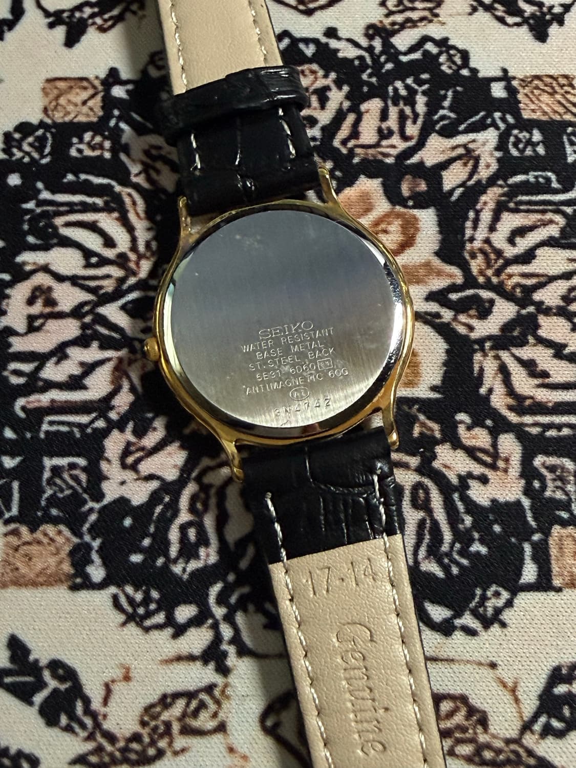 SEIKO DOLCE 빈티지 쿼츠 시계 상품이미지3