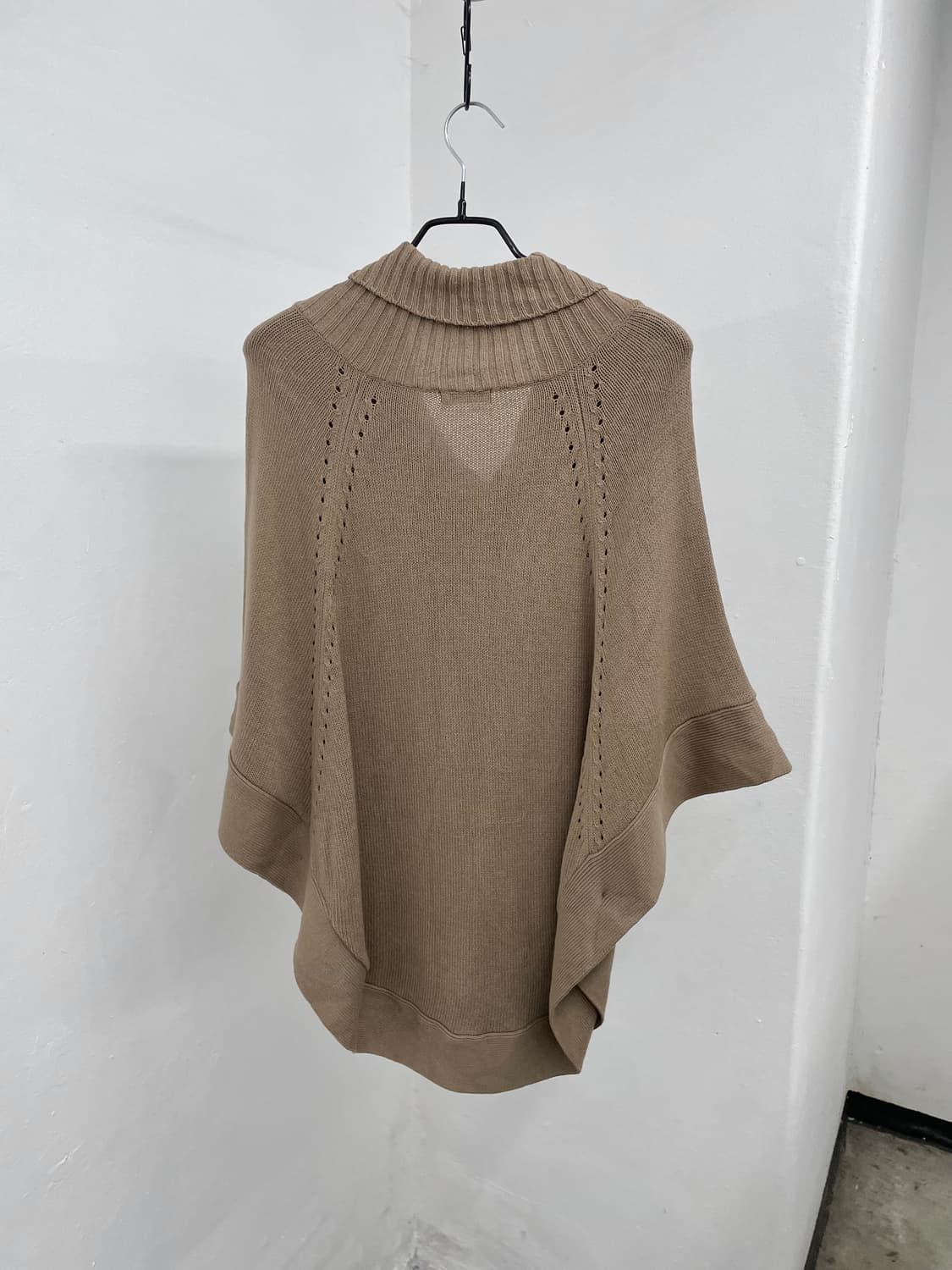 브라운 모리 버튼 케이프 상품이미지6