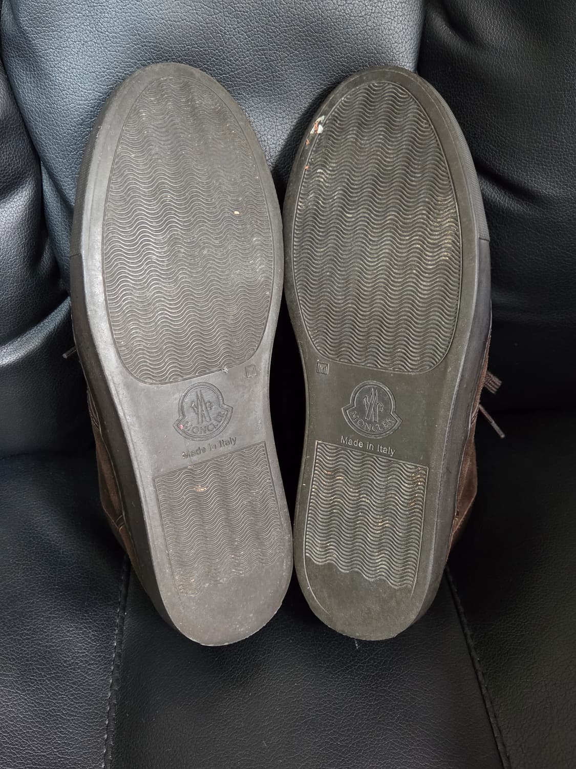 (정품) [몽클레어] 스웨이드 가죽 스니커즈 판매합니다. 상품이미지6