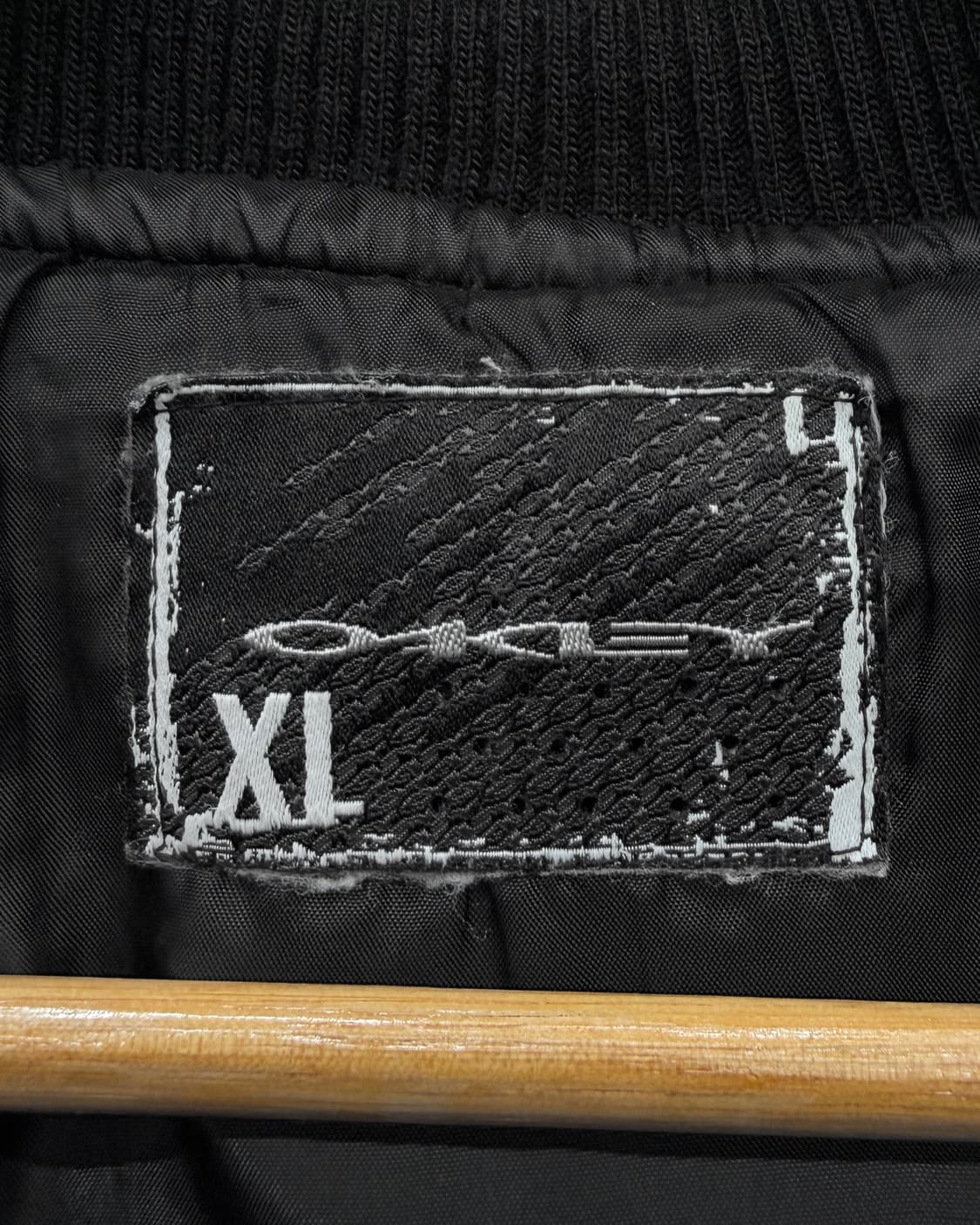 오클리 00s 스톤 워시드 퀼팅 자켓 블랙 상품이미지8