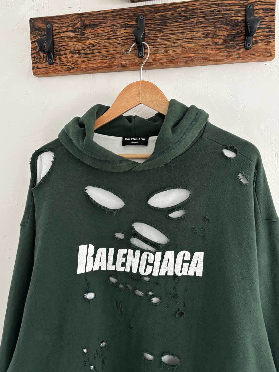 Balenciaga 발렌시아가 디스트로이드 오버사이즈 다크 그린 후드 ​ 상품이미지3