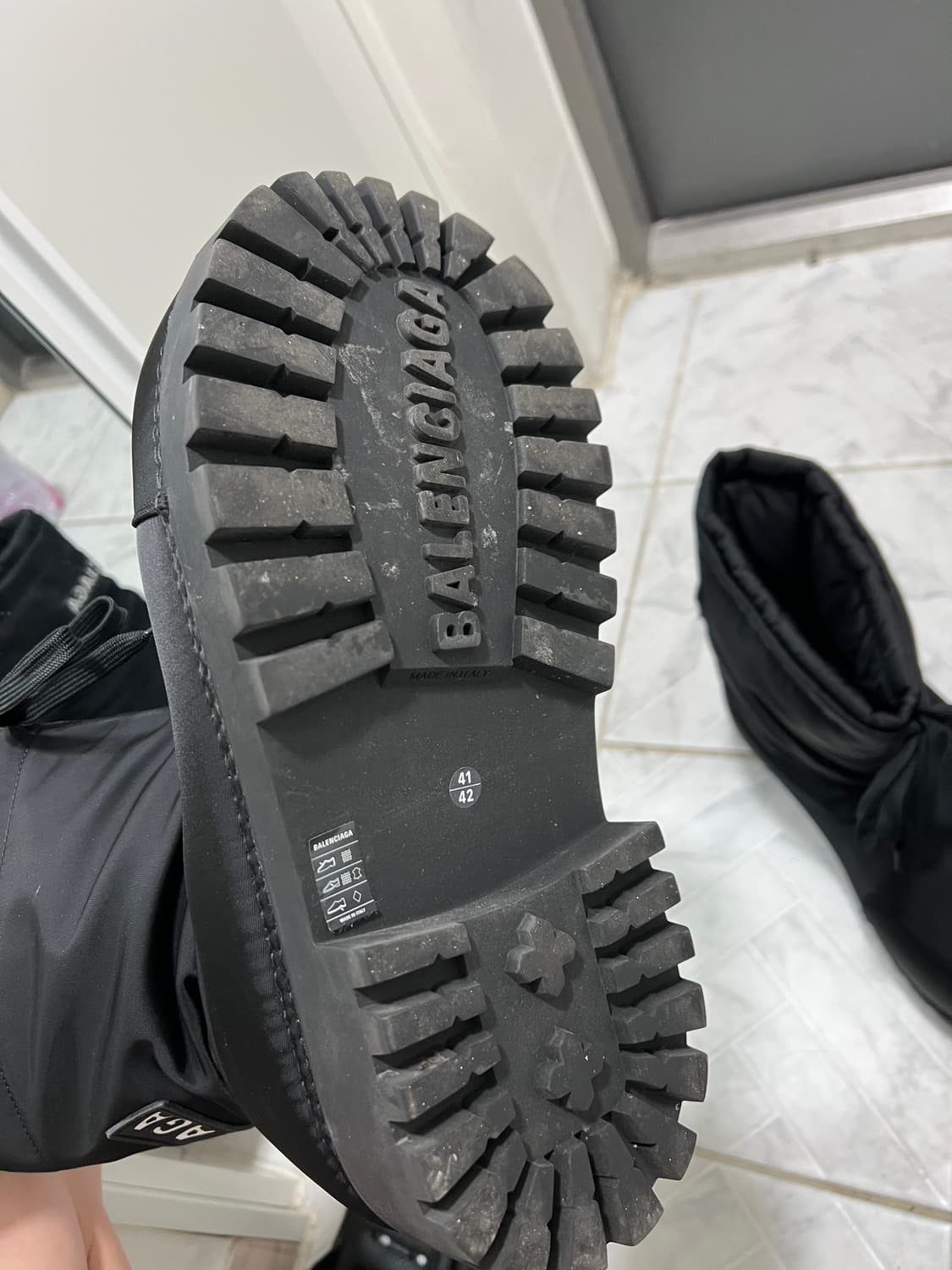 [41-42]발렌시아가 알래스카 부츠 로우 상품이미지4