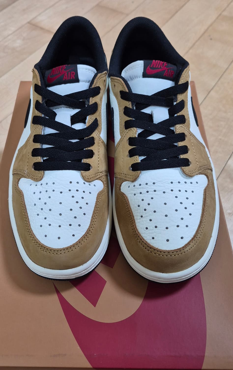 (275)나이키 조던1로우 OG 세일 앤 골든 하베스트  상품이미지2