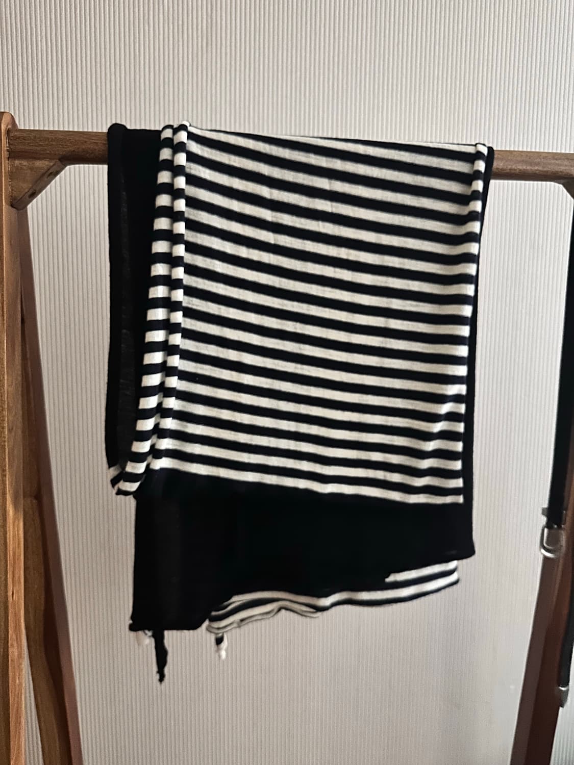 꼼데 가르송 하프스트라이프머플러 상품이미지1