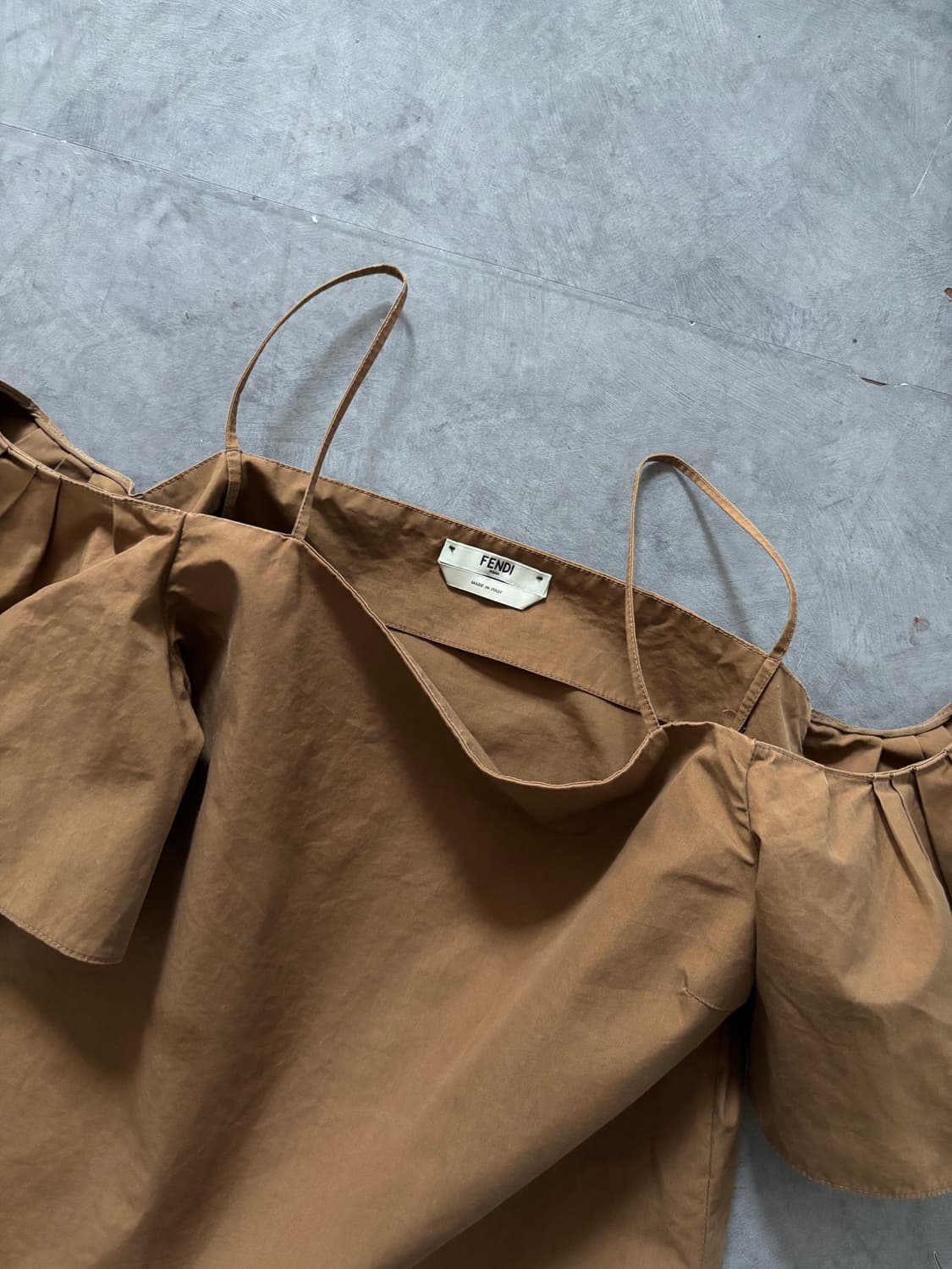 Fendi 펜디 브라운 숄더 스트랩 블라우스 상품이미지4