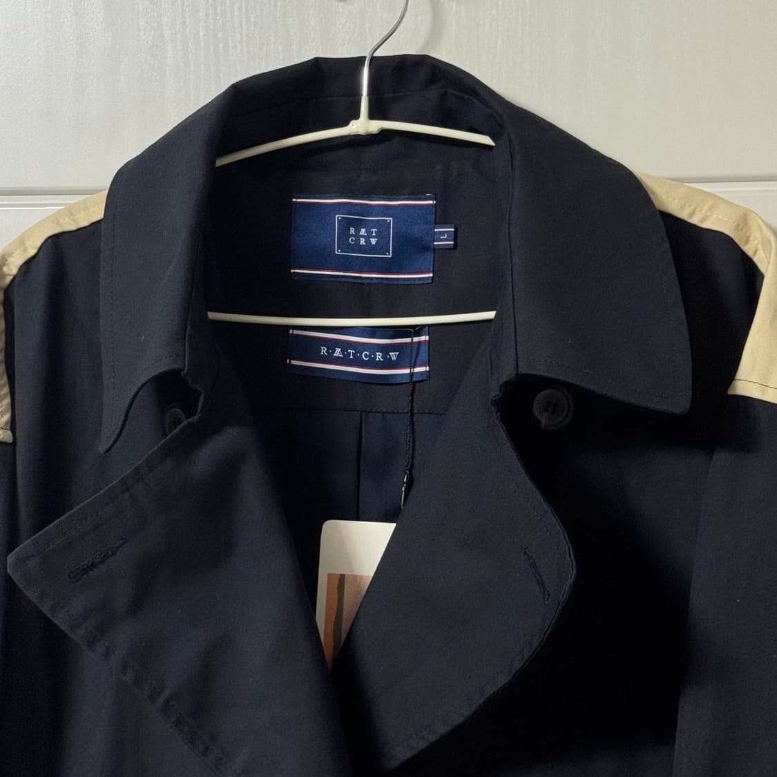 로맨틱크라운 와이드 라펠 트렌치 코트 상품이미지3